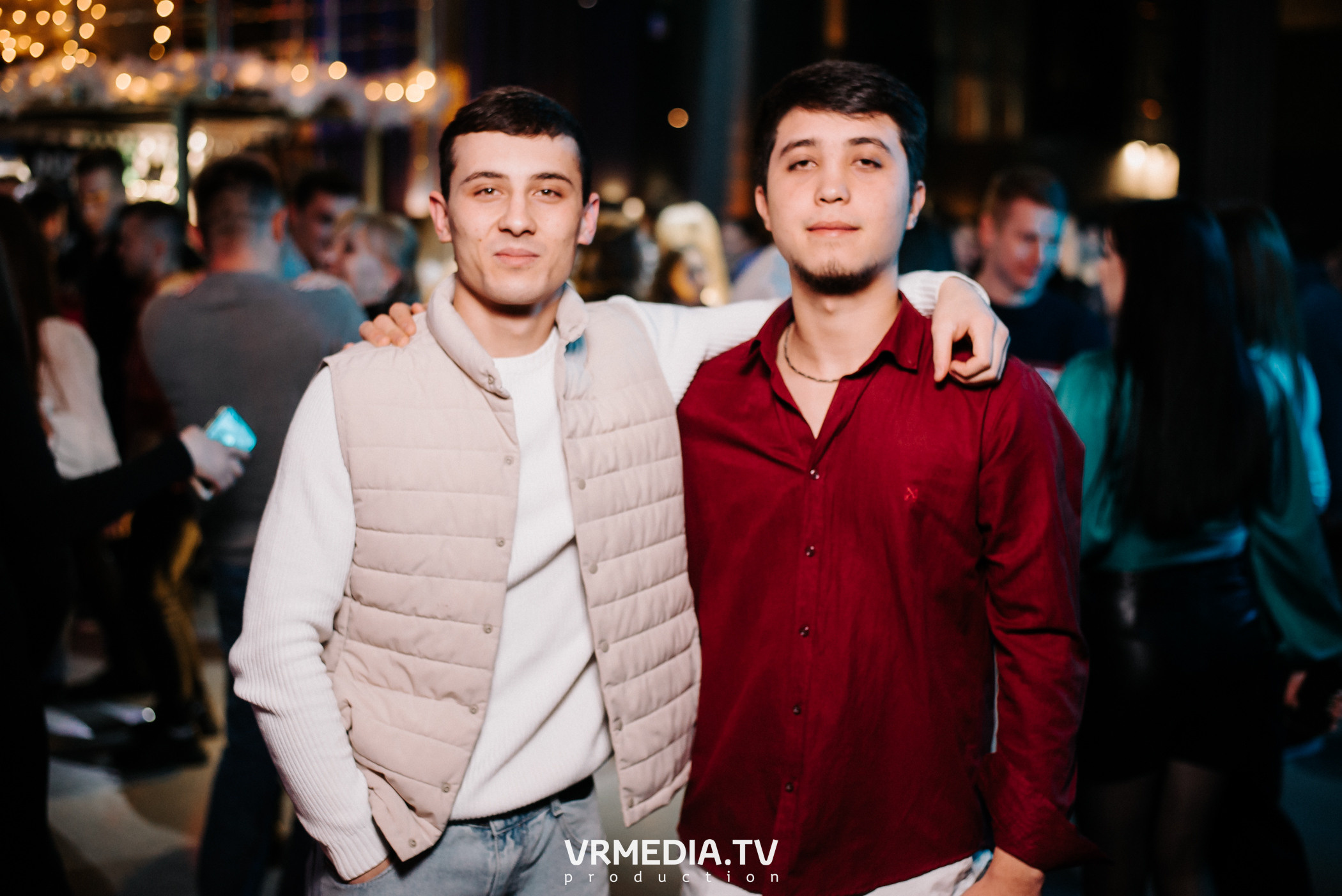 Выходные в баре «DOSKI»