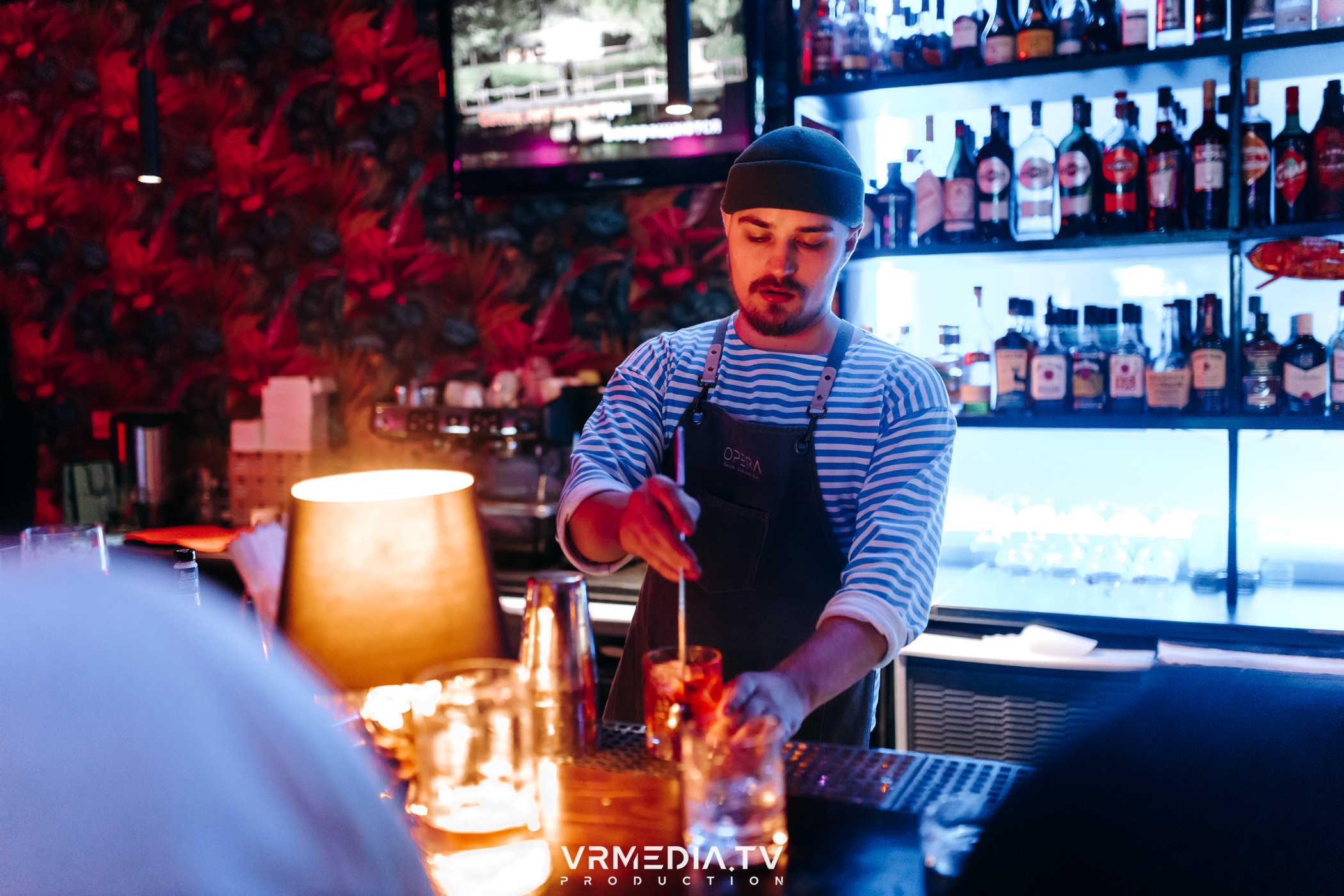 Мужской день в караоке-баре «Опера»