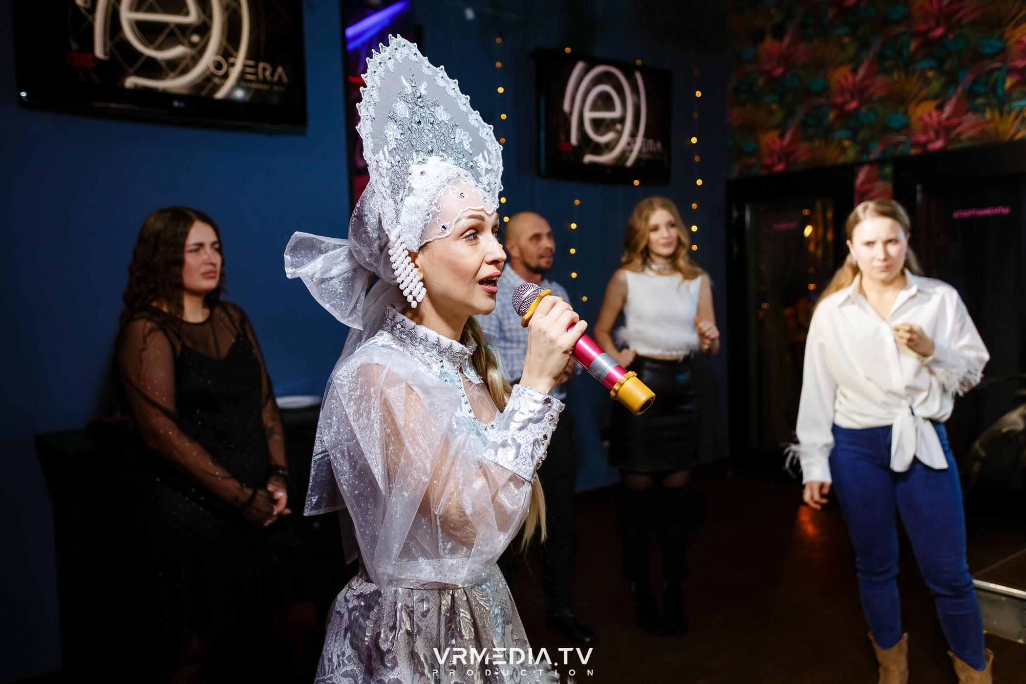 Новогодние корпоративы в караоке-баре «Опера»