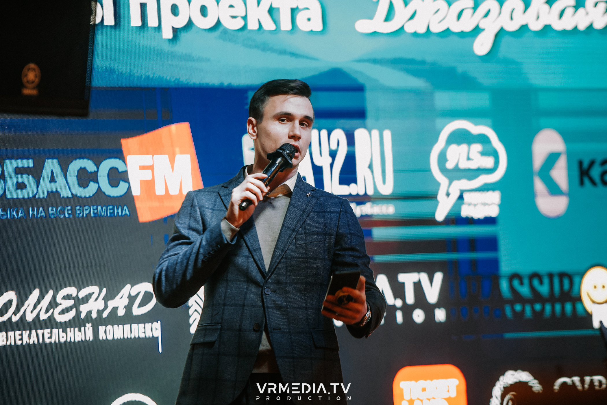 Джазовая среда: Collini Blues Balls (Новосибирск)