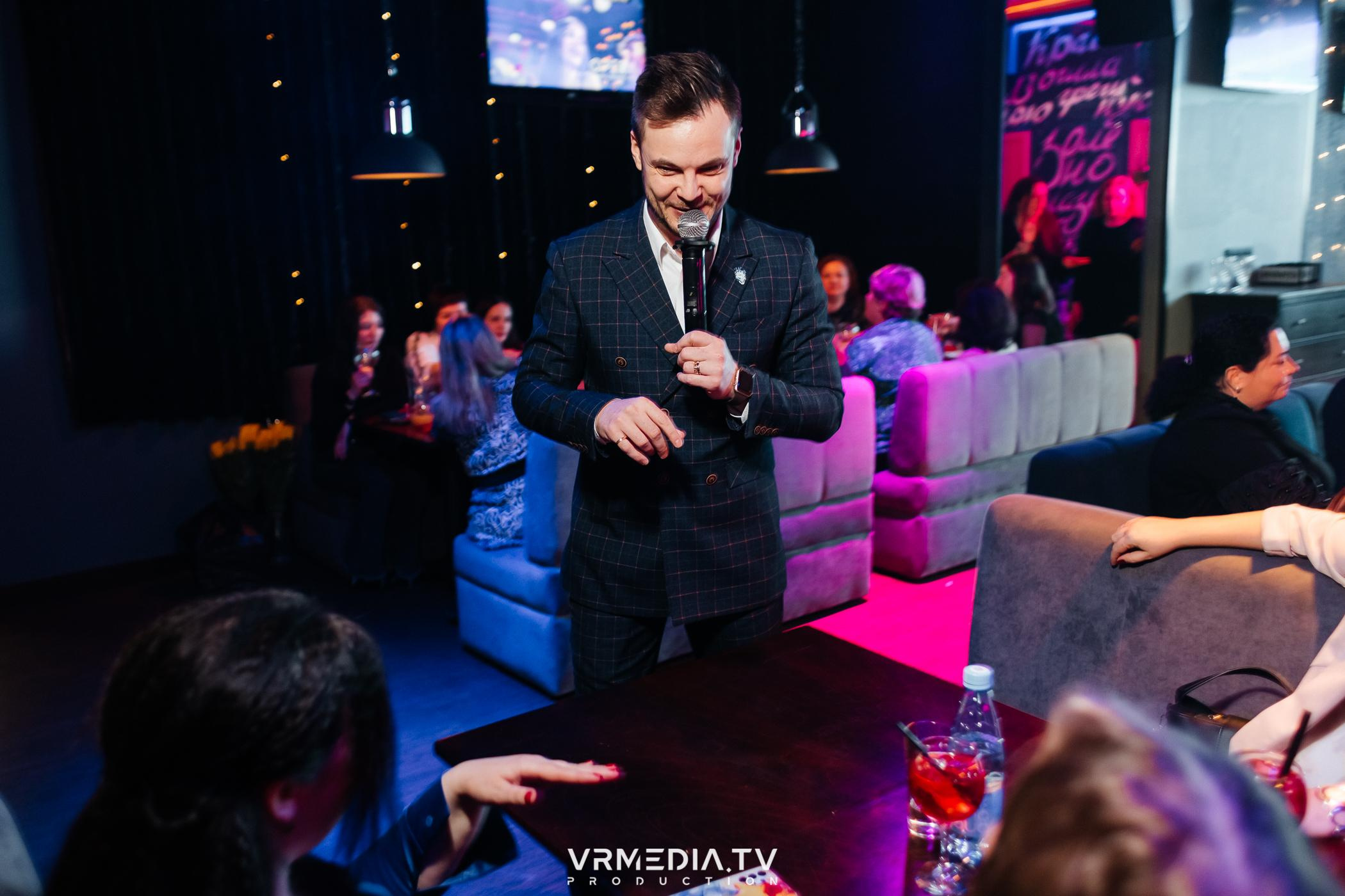 Woman party в караоке-баре «Opera»