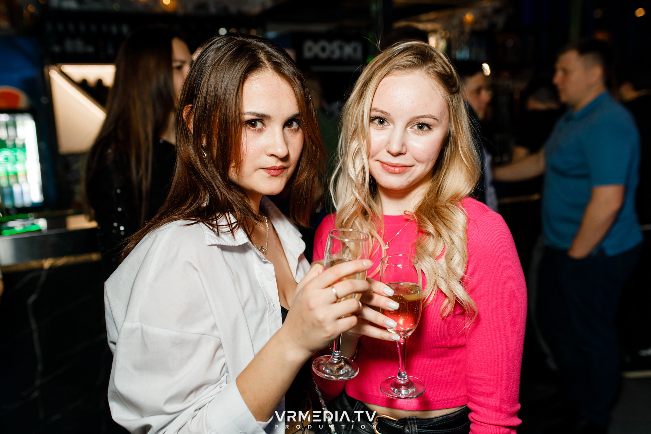 Выходные в баре «DOSKI»