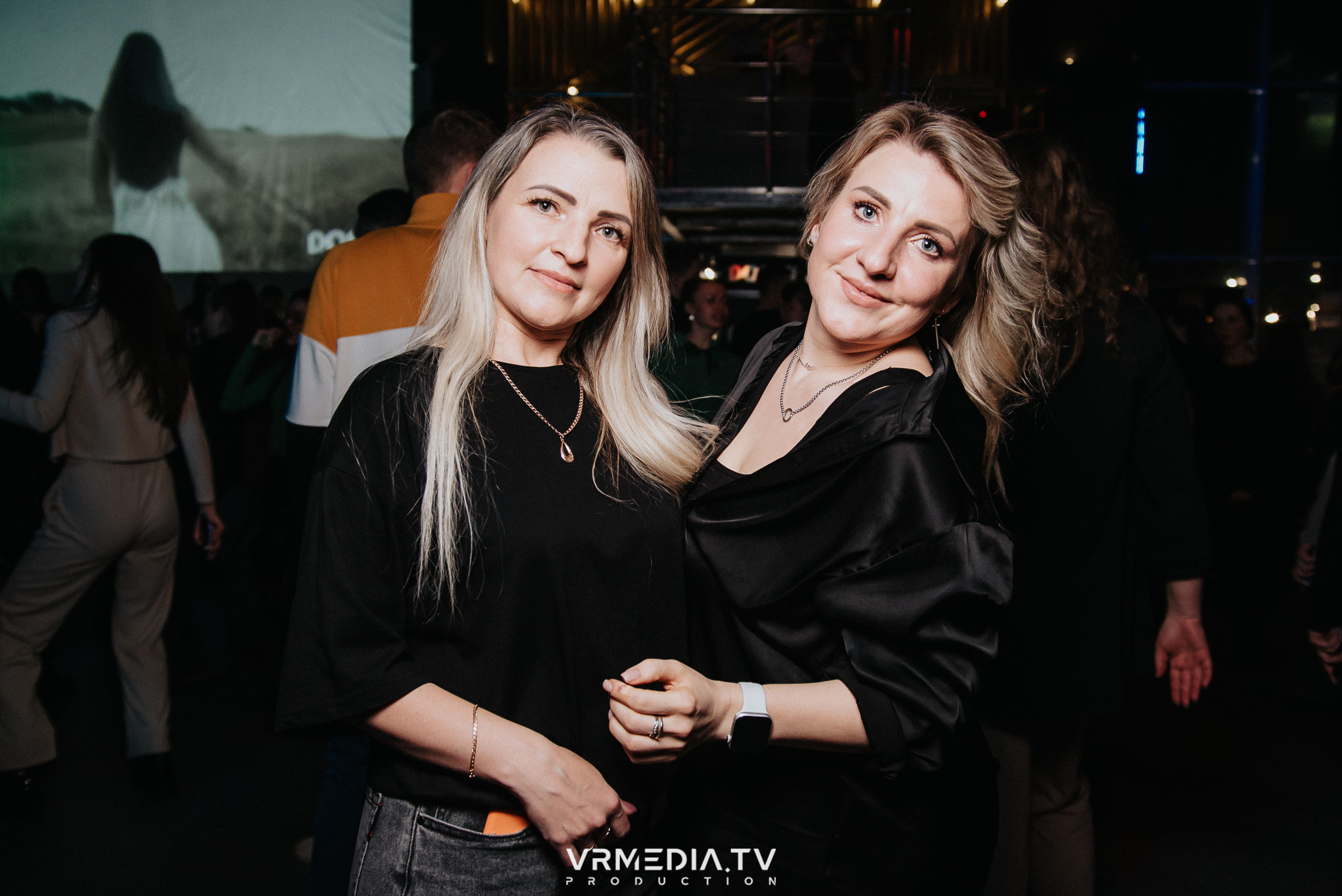 Выходные в баре «DOSKI»