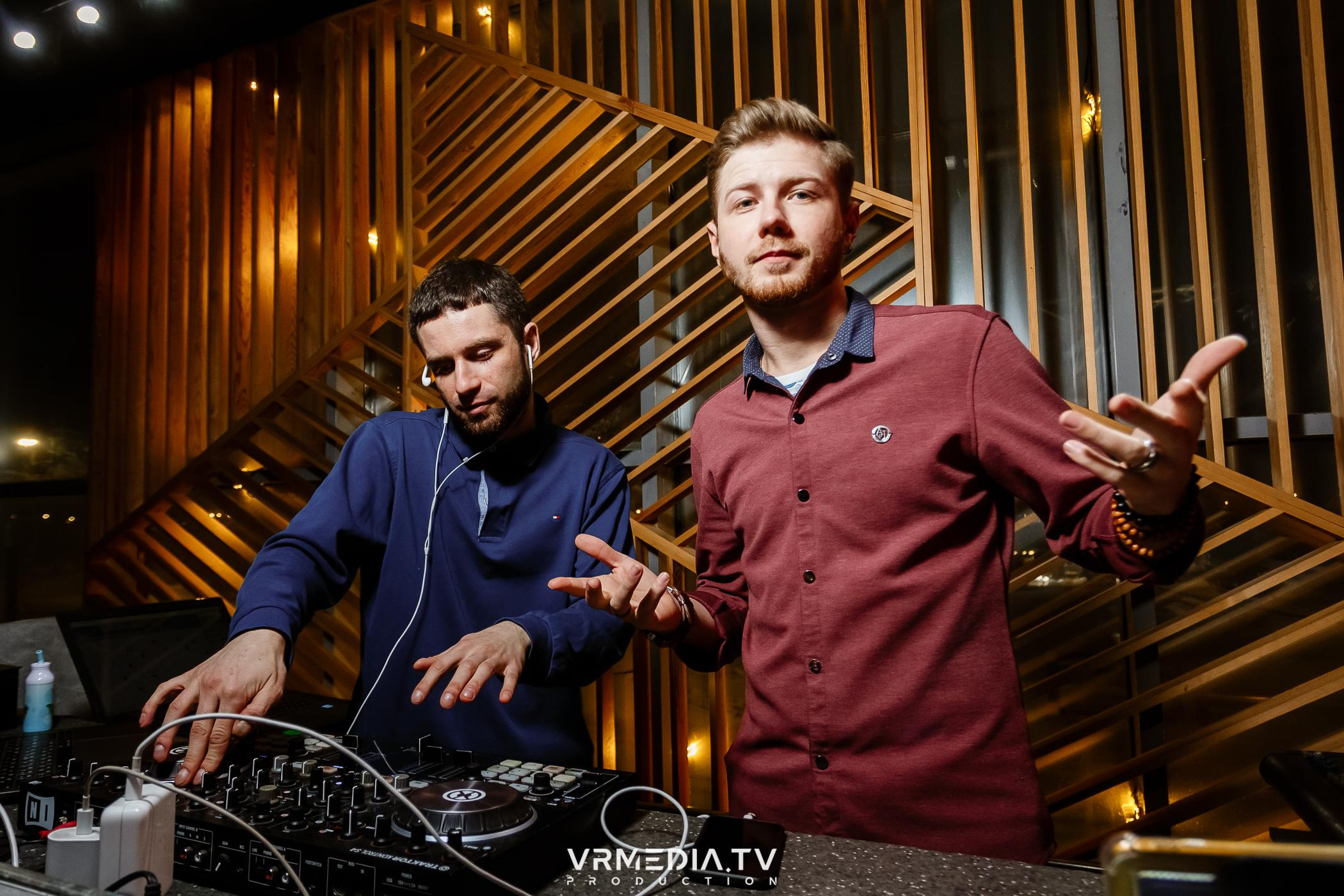 Выходные в баре «DOSKI»