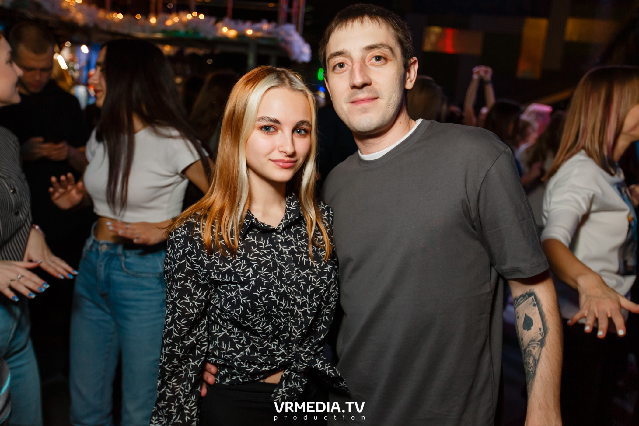 Выходные в баре «DOSKI»