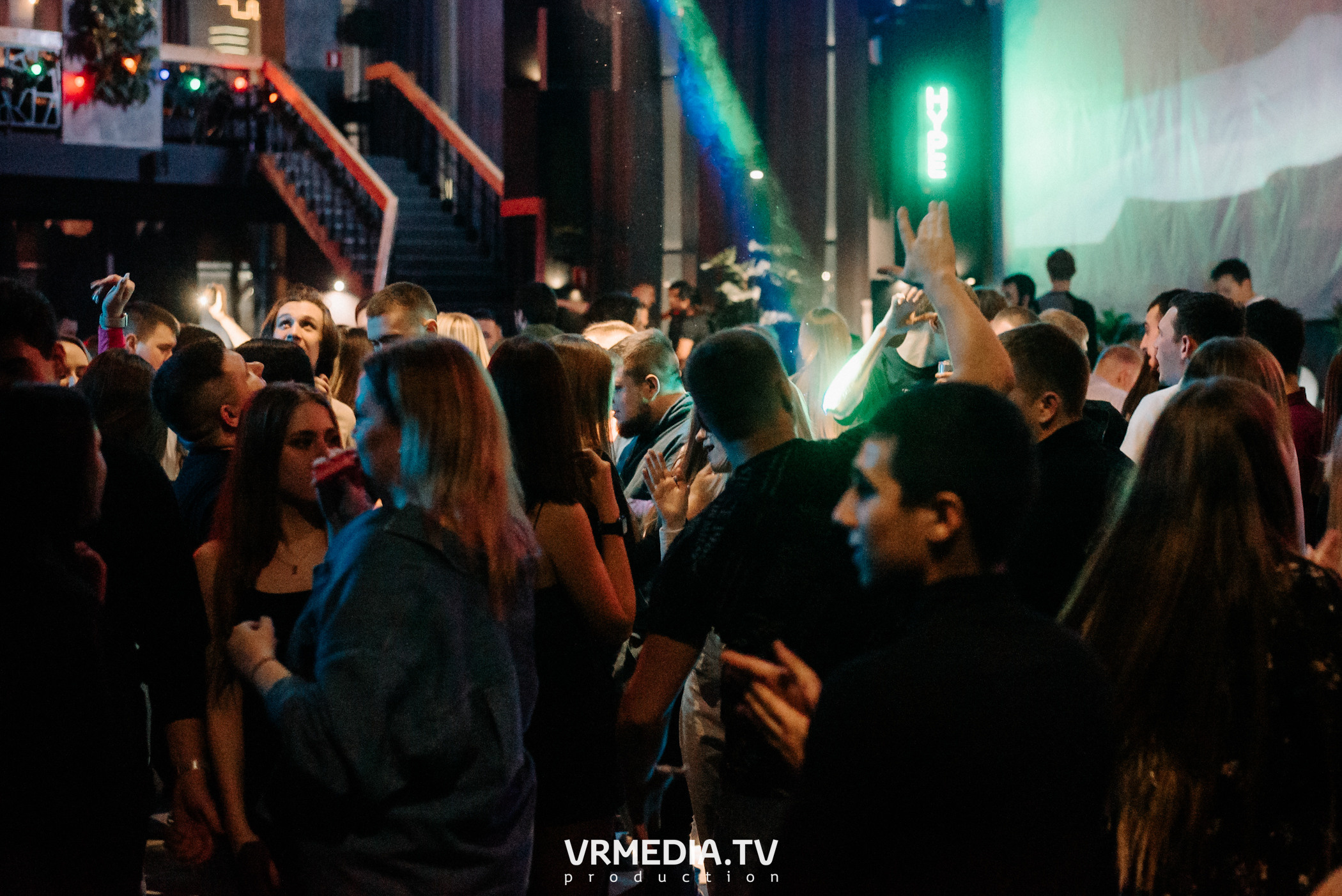 Выходные в баре «DOSKI»