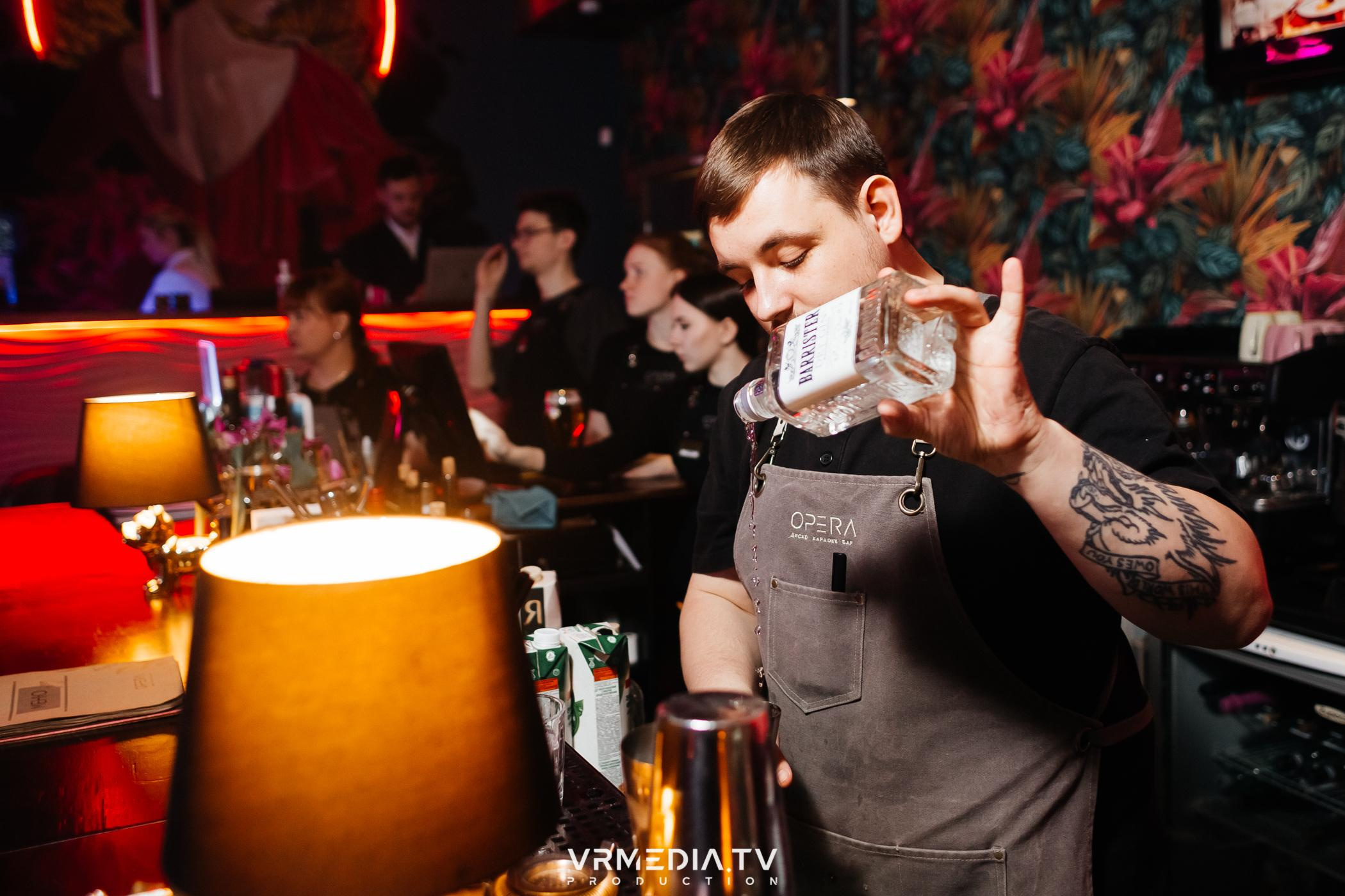 Woman party в караоке-баре «Opera»