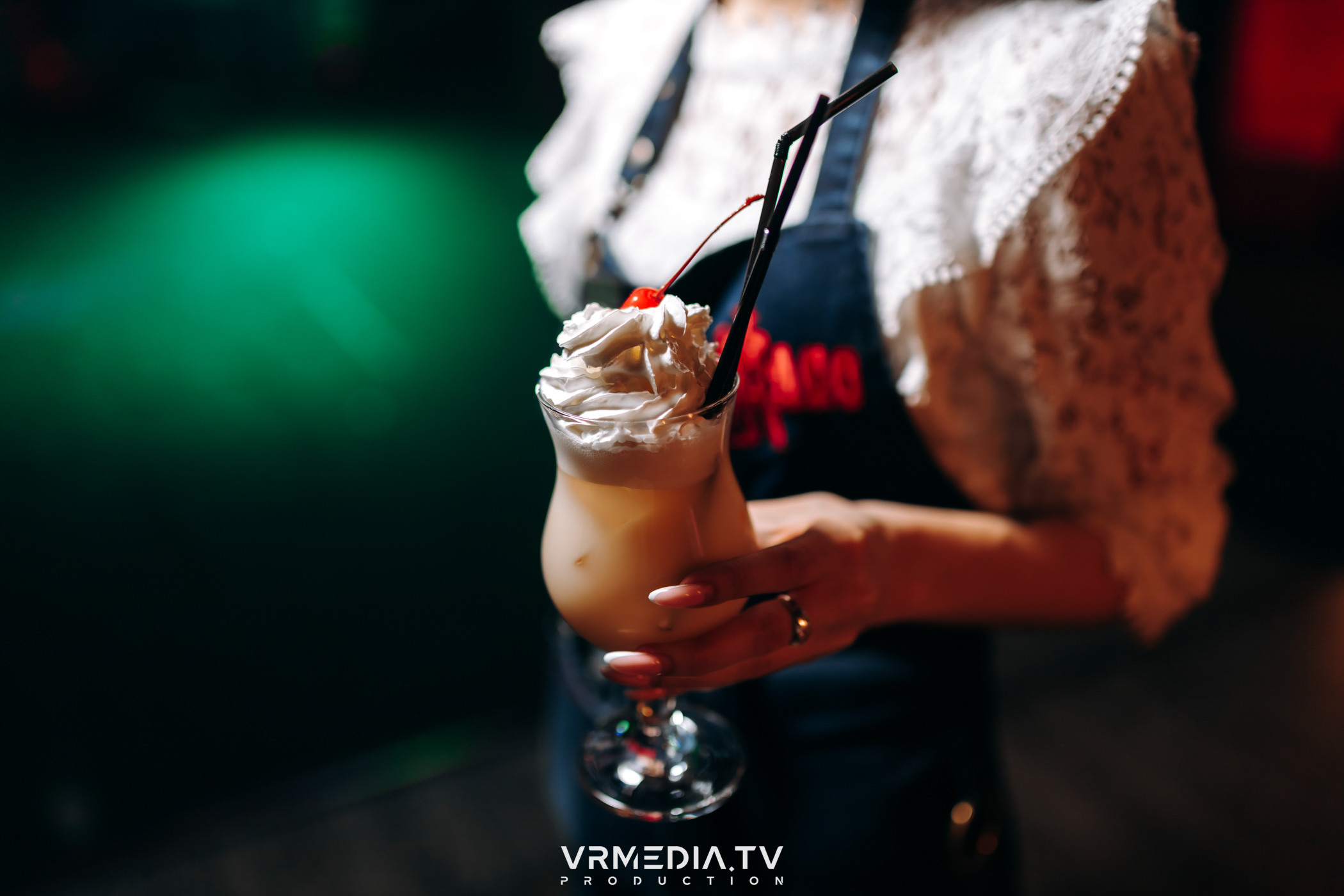 Международный женский день в караоке-баре «Chicago»