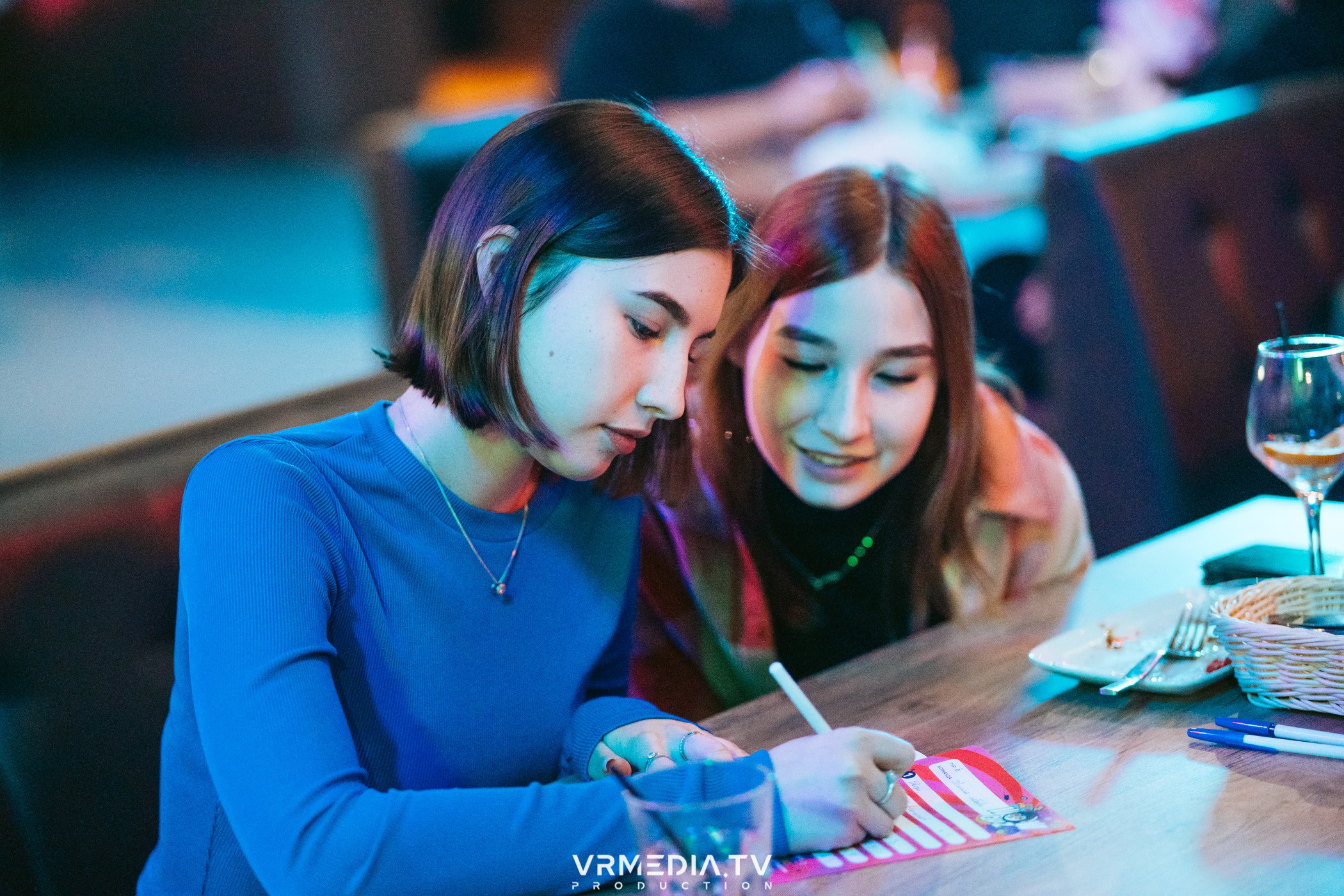 WoW QuiZ в баре «DOSKI»