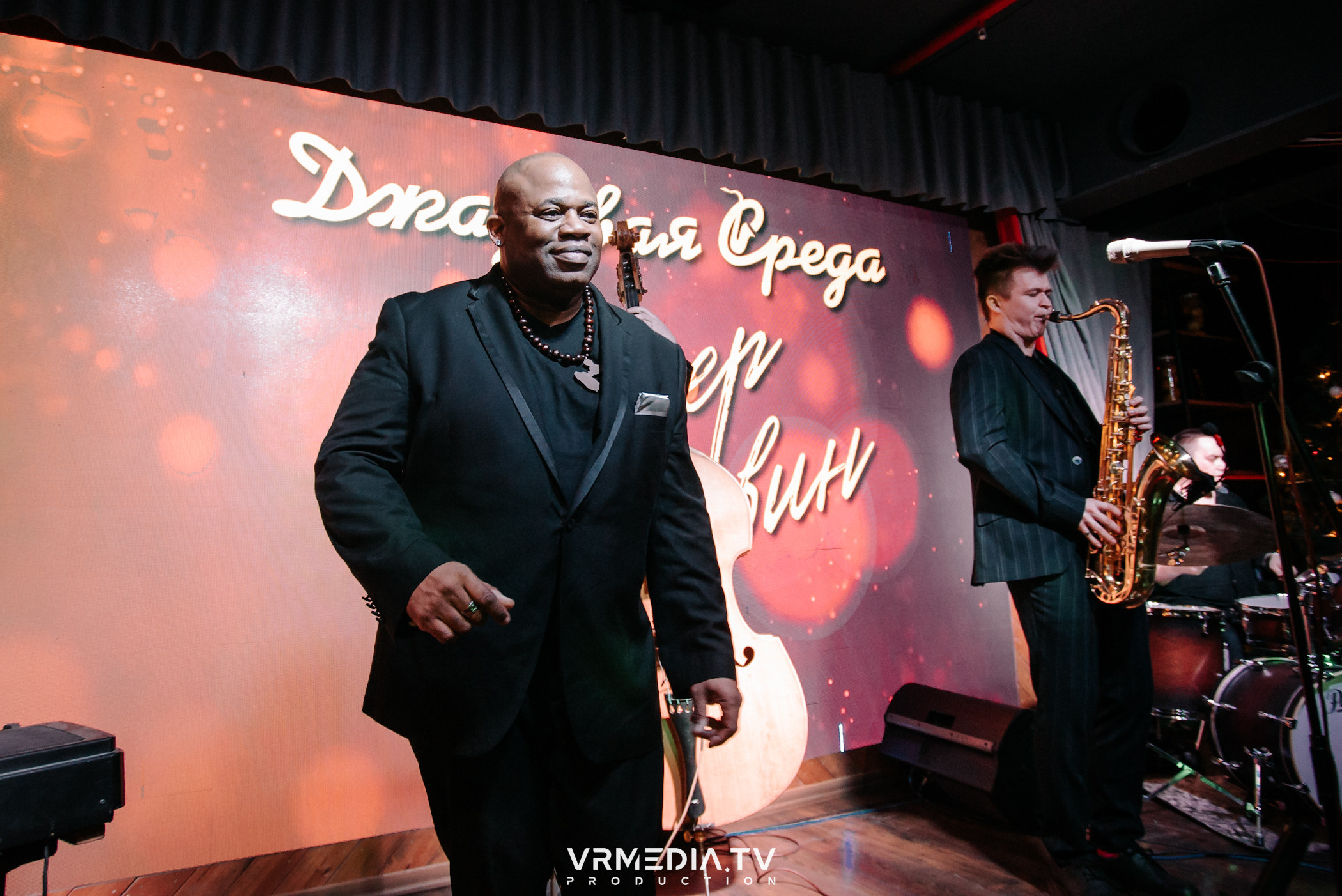 Джазовая среда: Певец Мистер Мелвин (Франция)