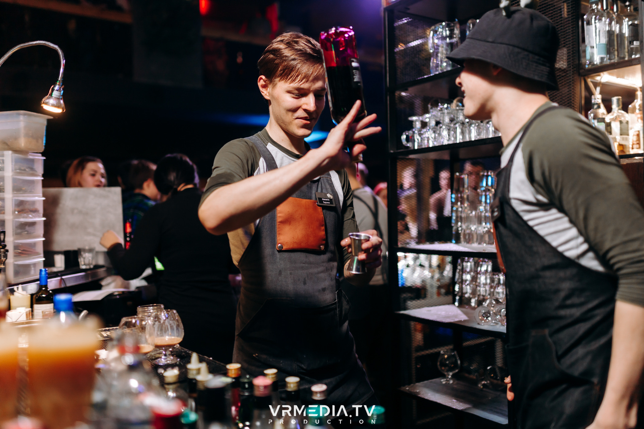 Выходные в баре «DOSKI»