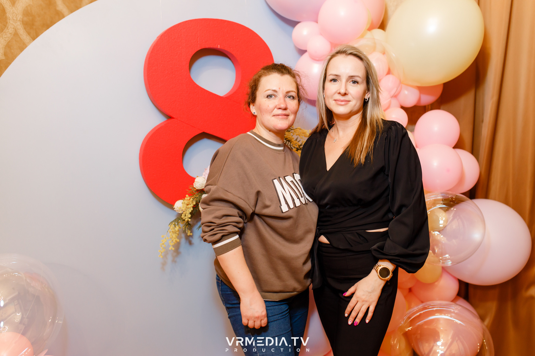 Международный женский день в ресторане «Лазурный Берег»