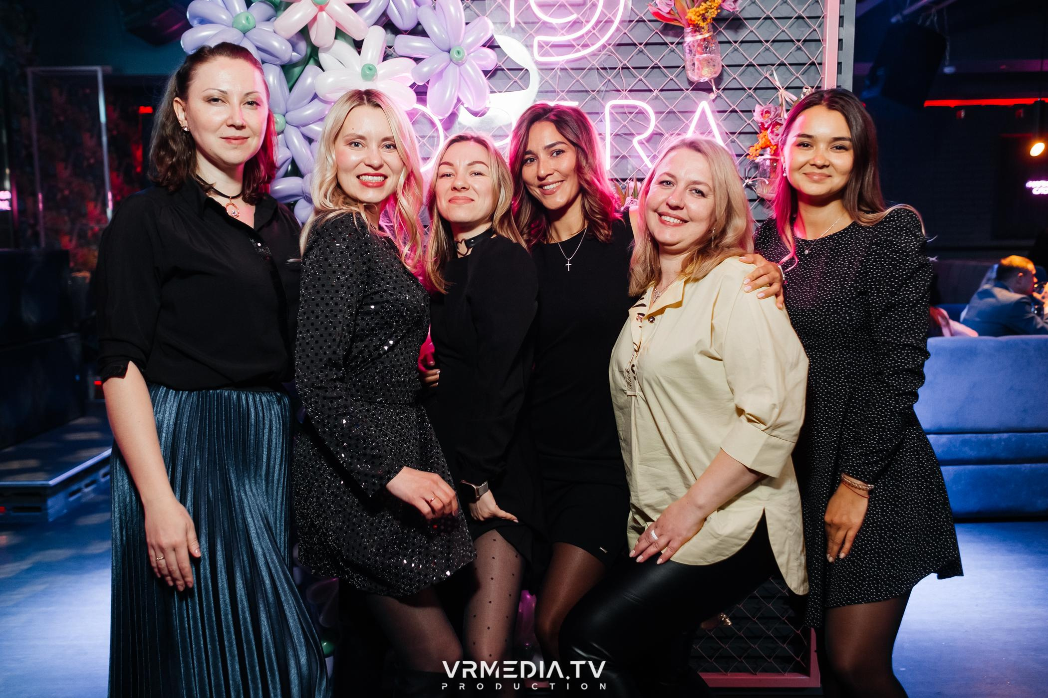 Woman party в караоке-баре «Opera»
