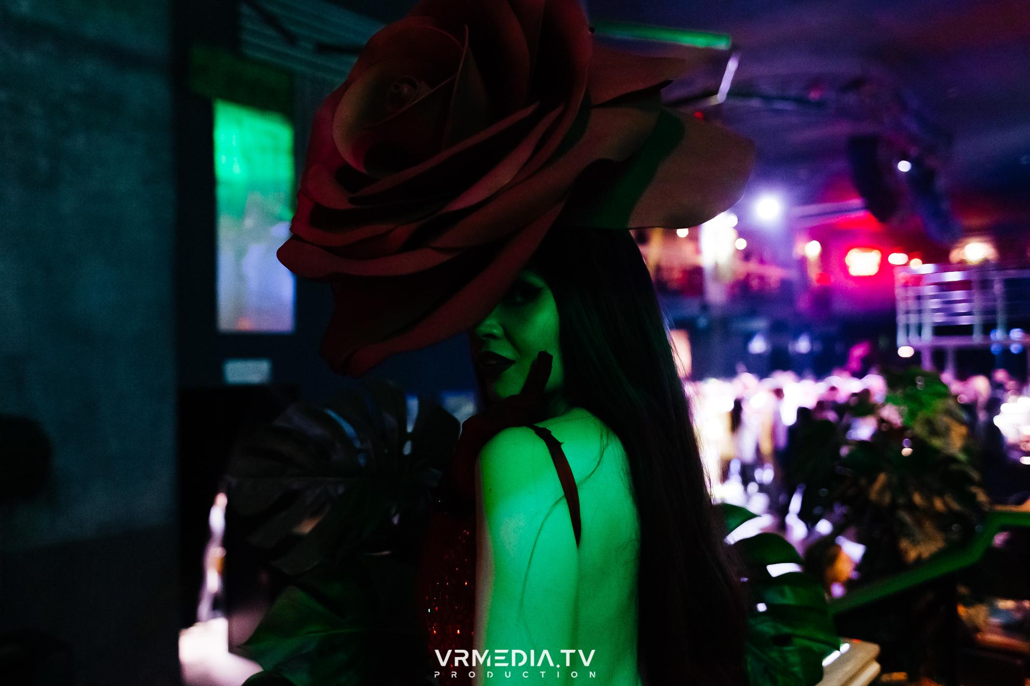 Выходные в баре «DOSKI»