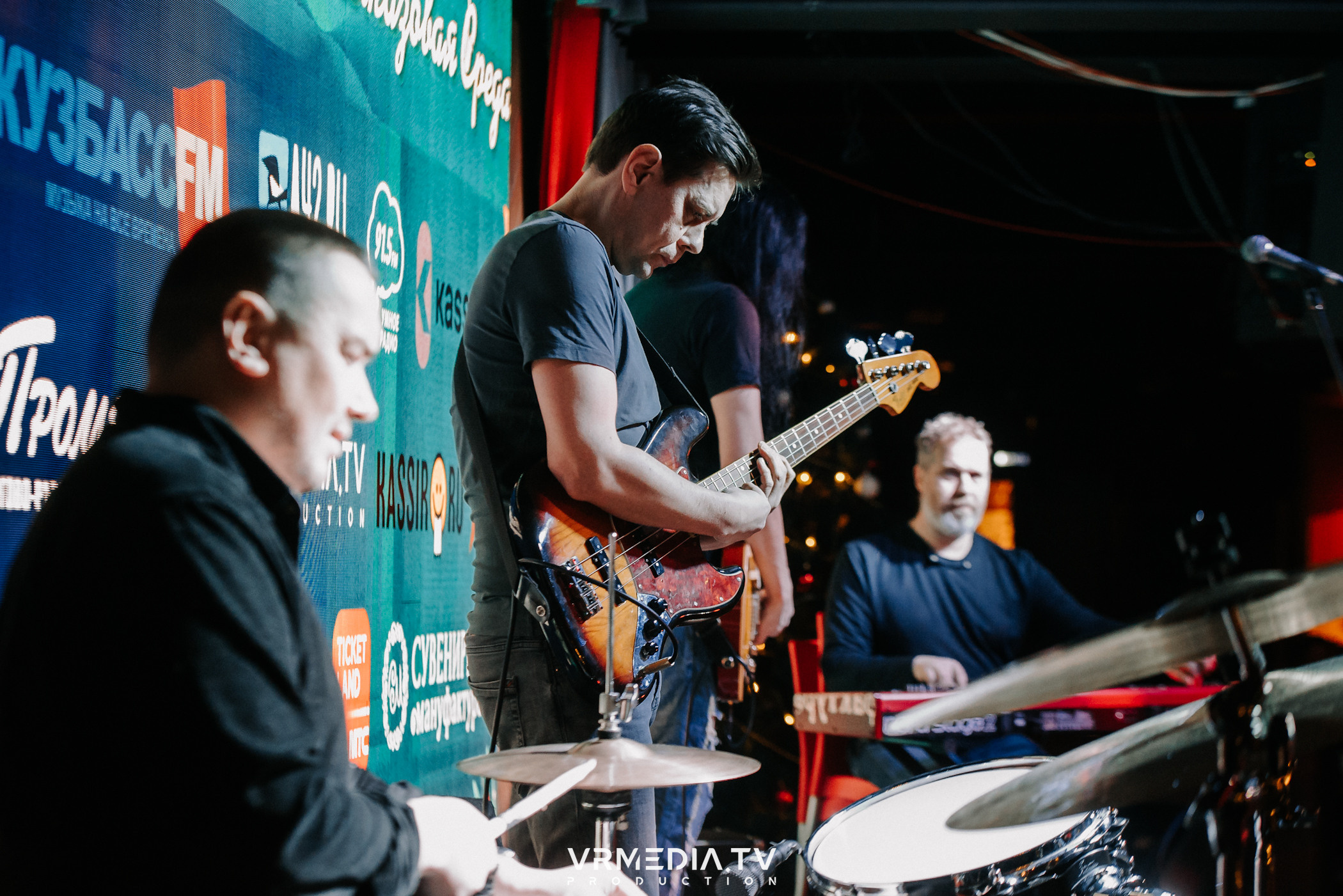 Джазовая среда: Collini Blues Balls (Новосибирск)