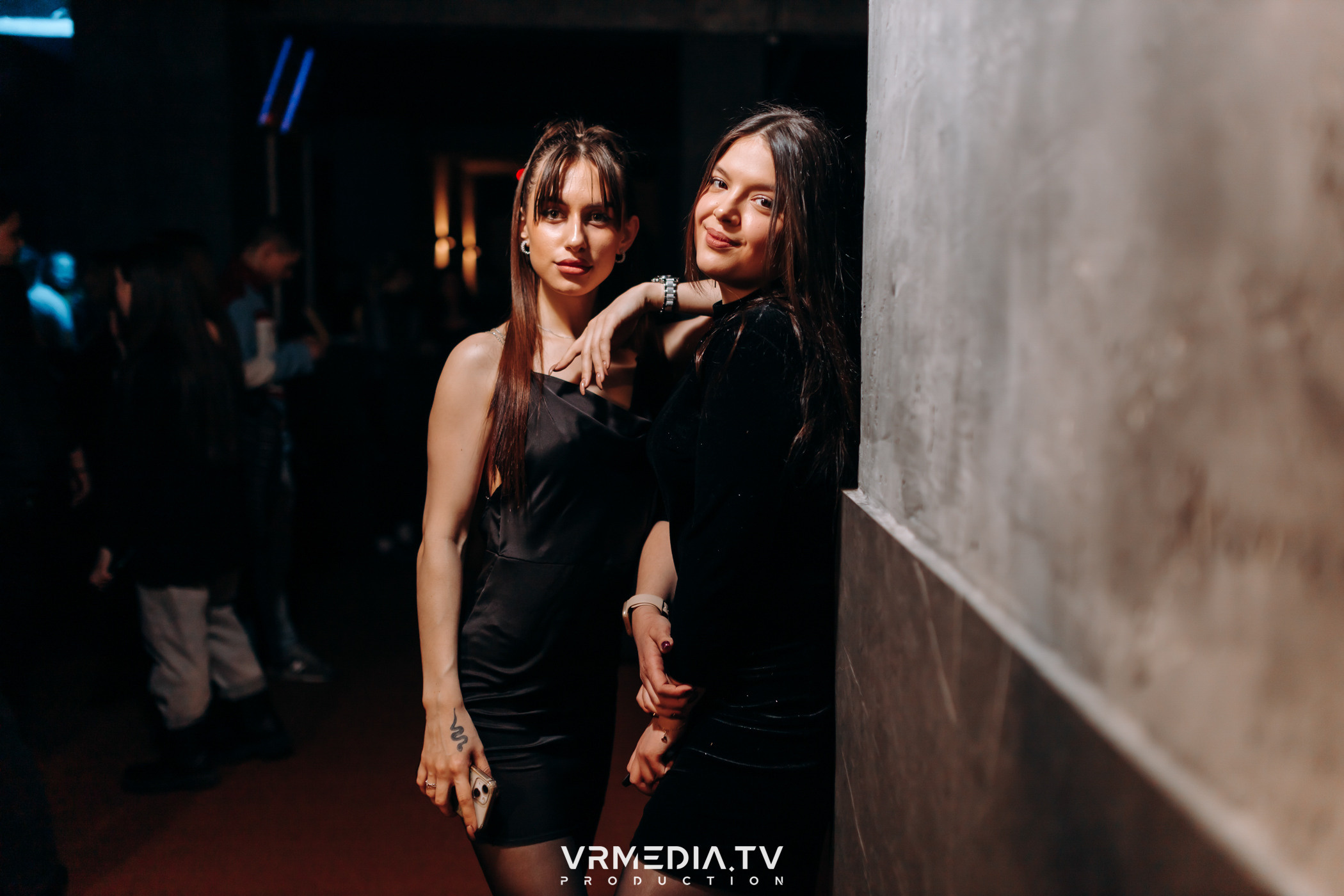 Выходные в баре «DOSKI»