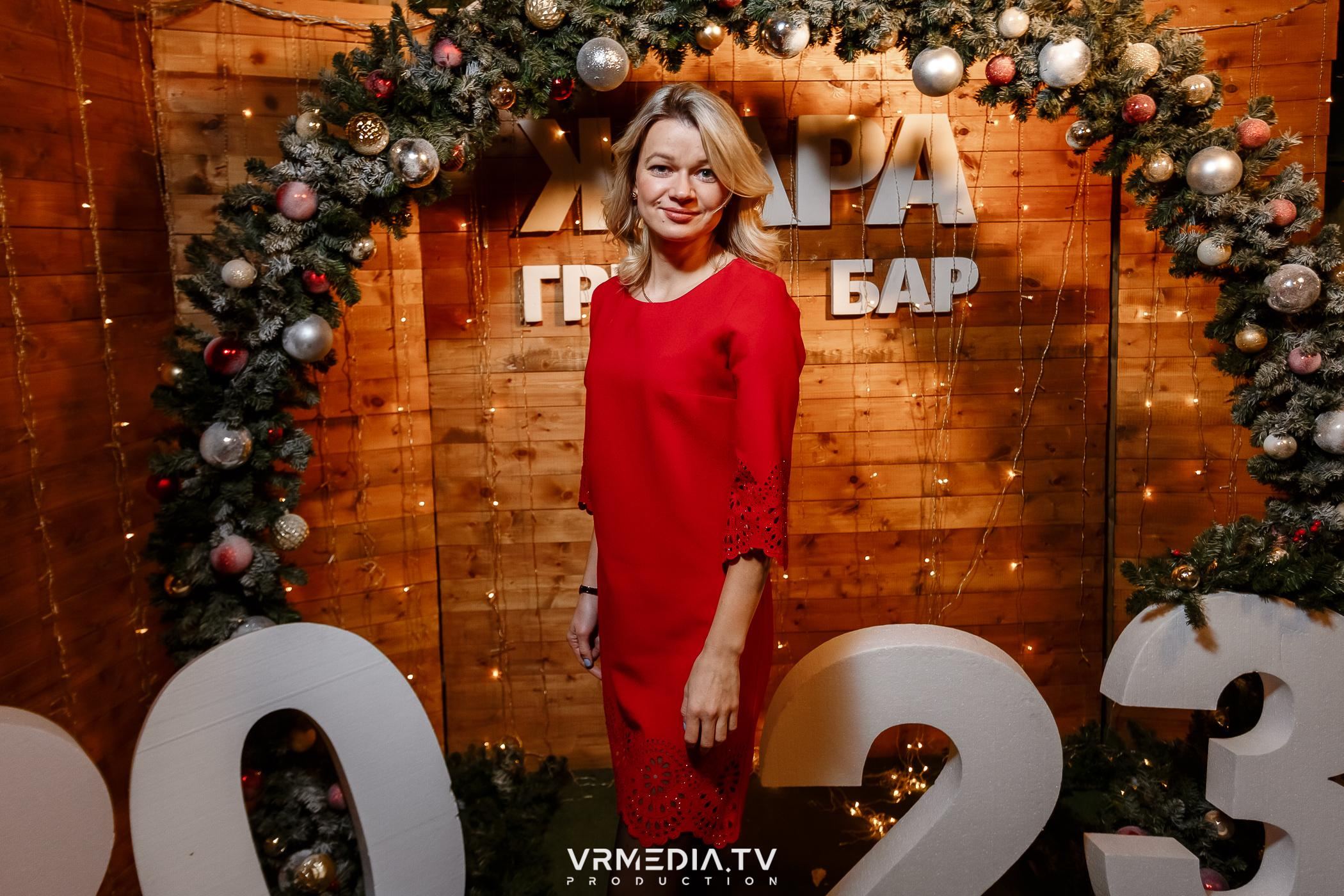 Жаркий новогодний корпоратив в гриль-баре «Жара»