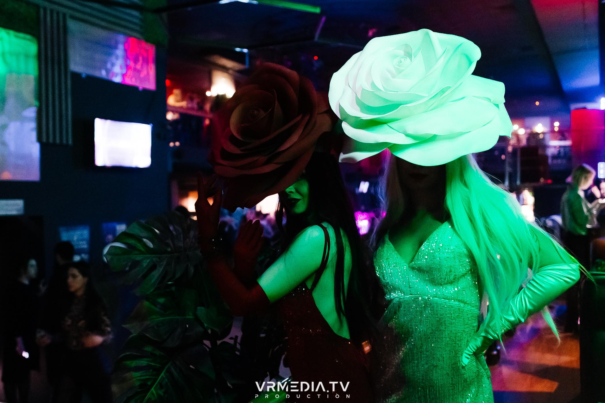 Выходные в баре «DOSKI»