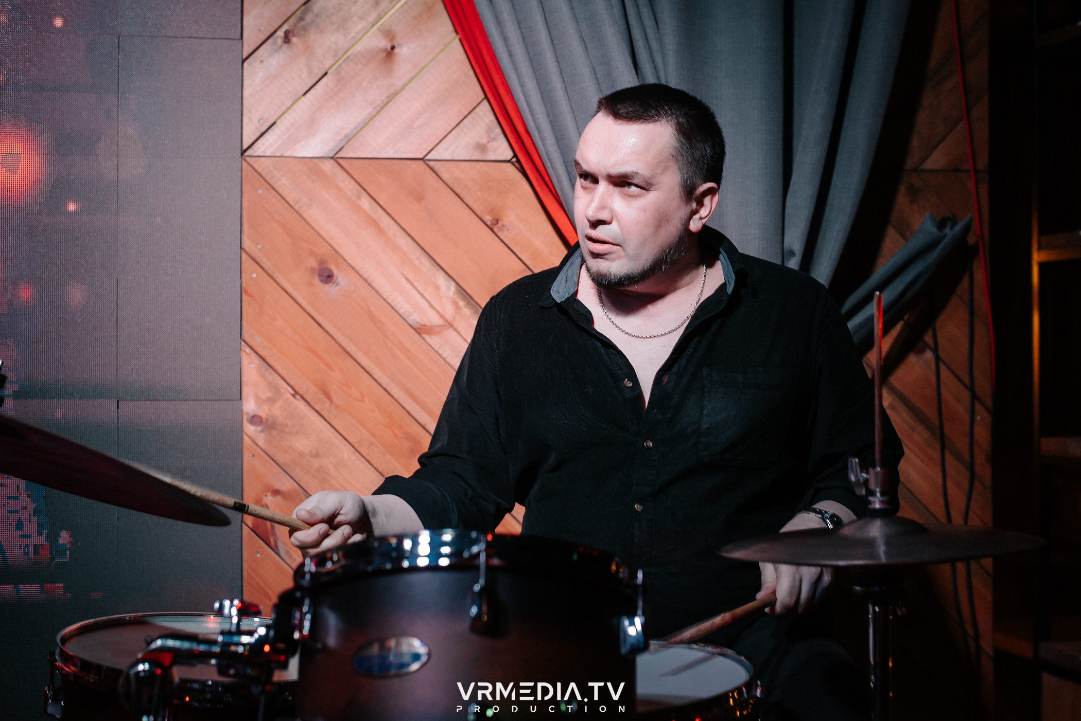 Джазовая среда: Певец Мистер Мелвин (Франция)