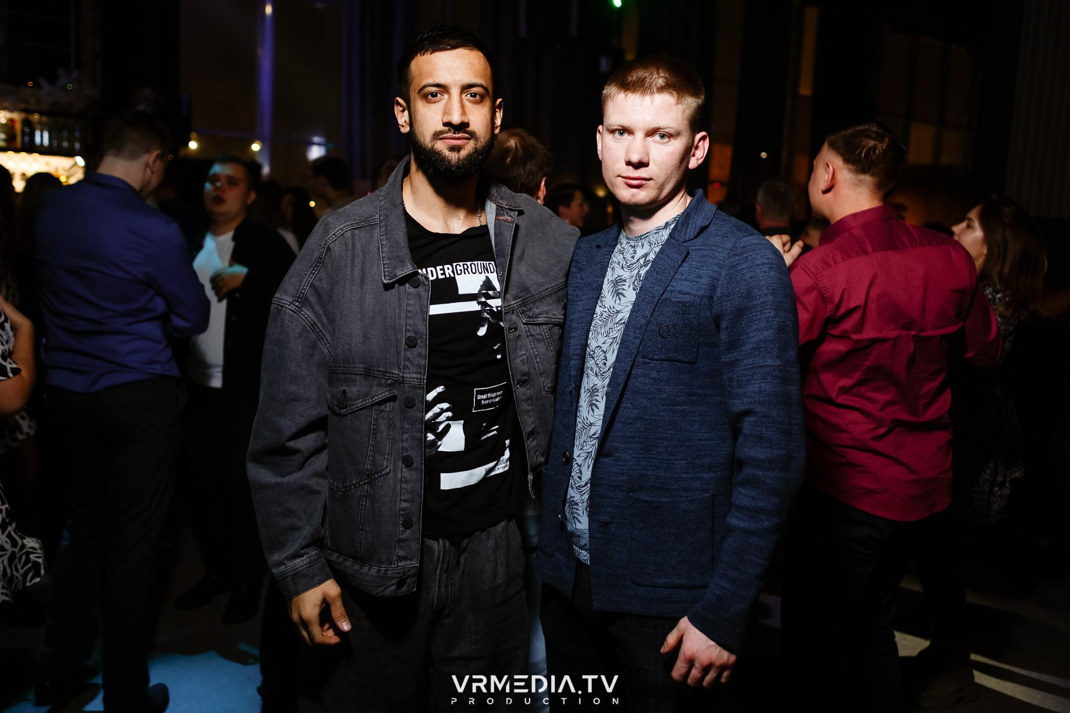 Выходные в баре «DOSKI»