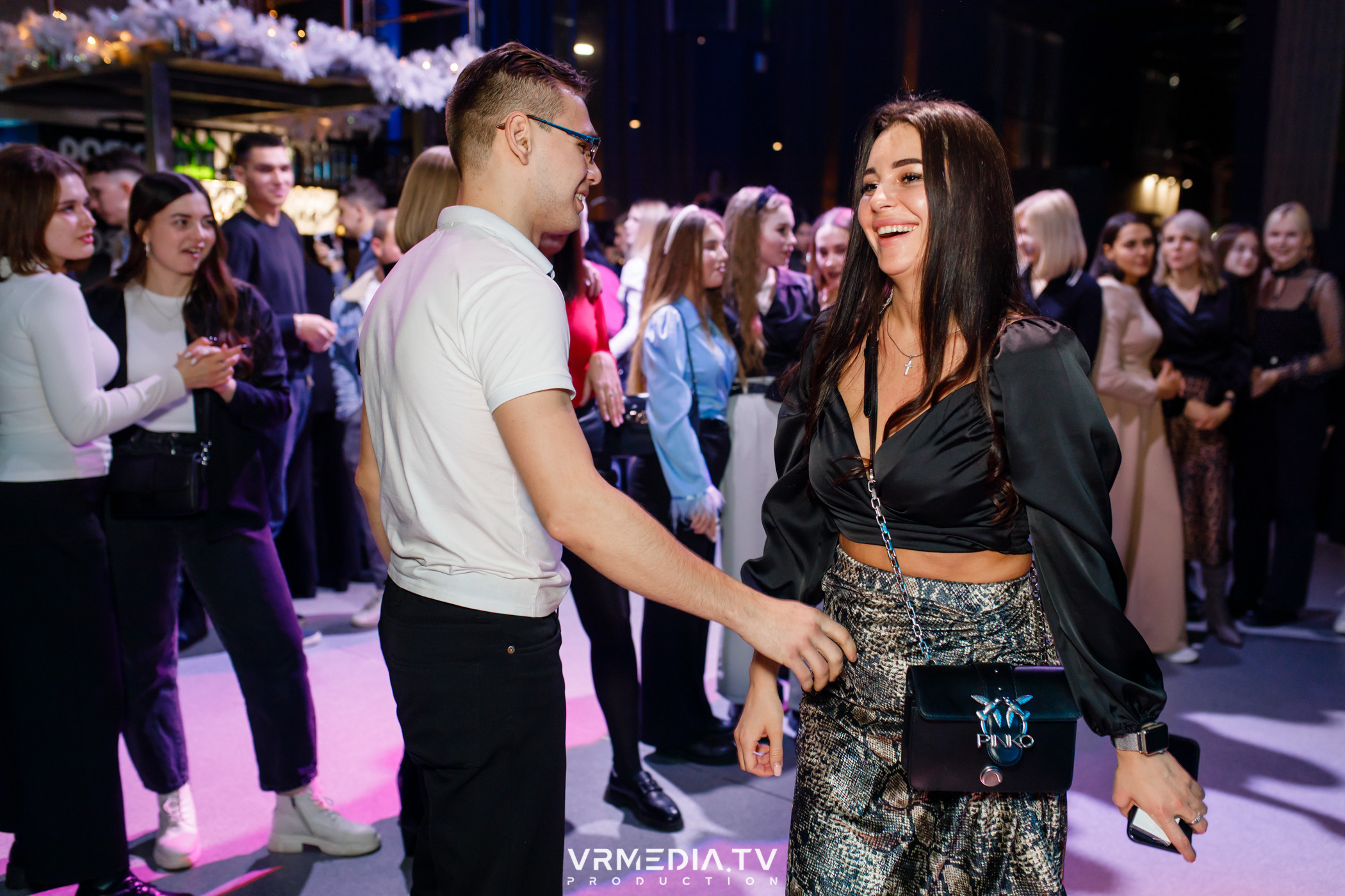 Выходные в баре «DOSKI»