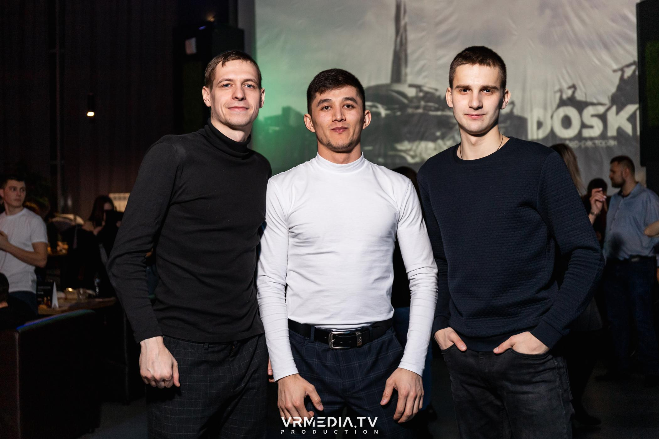 Выходные в баре «DOSKI»