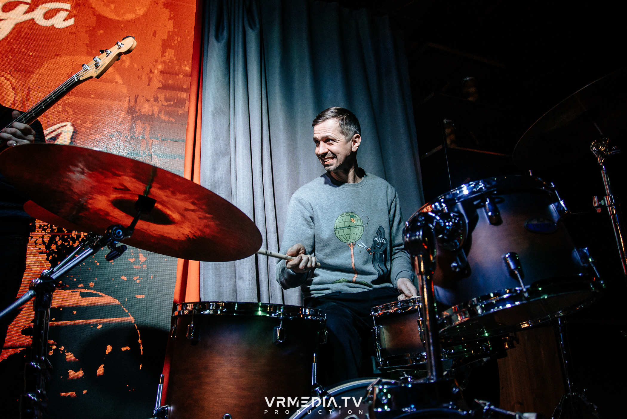 Джазовая среда: Джаз Замечательных Людей (Новосибирск)