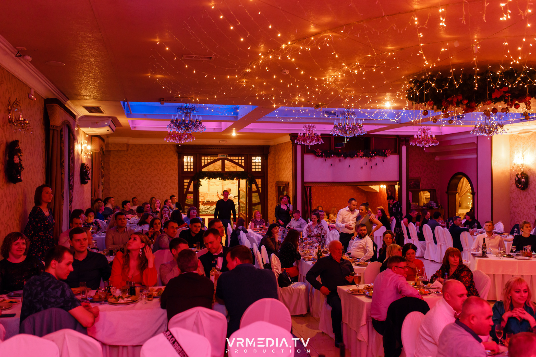 «Новогодний Мюзикл» в ресторане «Лазурный Берег»