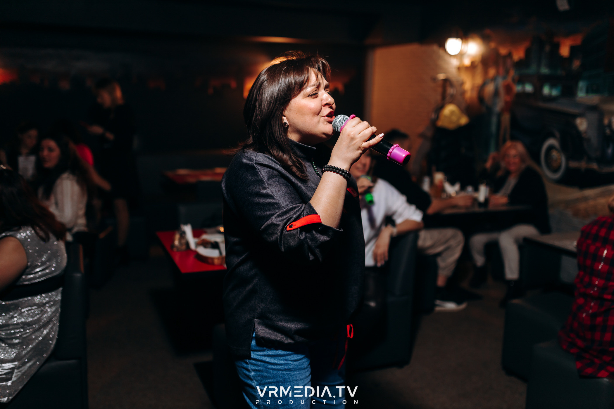 Международный женский день в караоке-баре «Chicago»