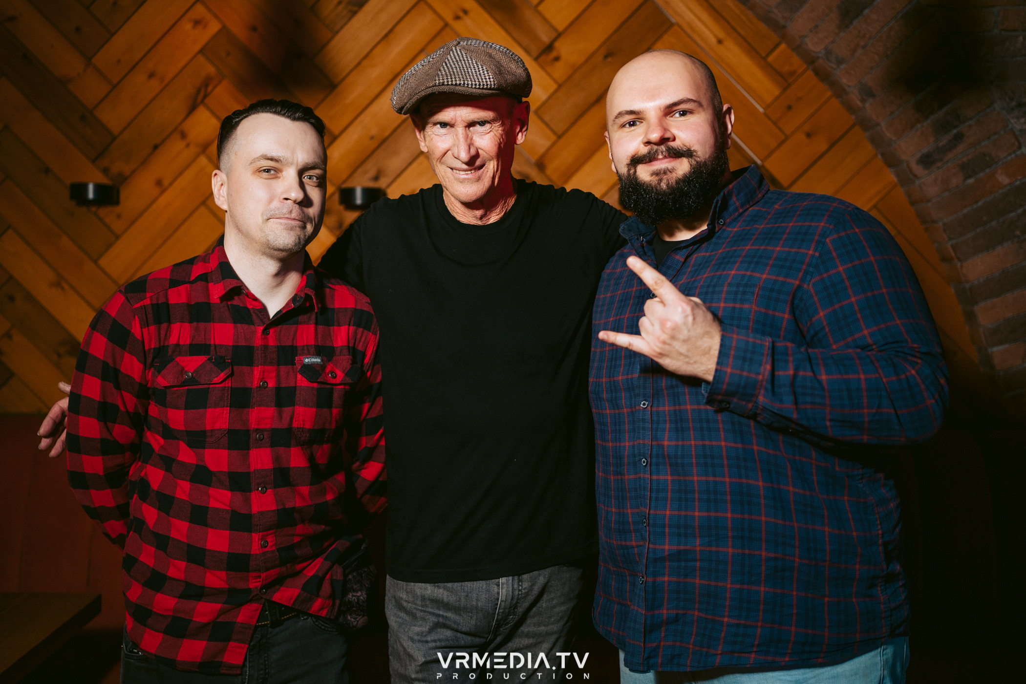 Джазовая среда: Чарльз Бёртон (США)