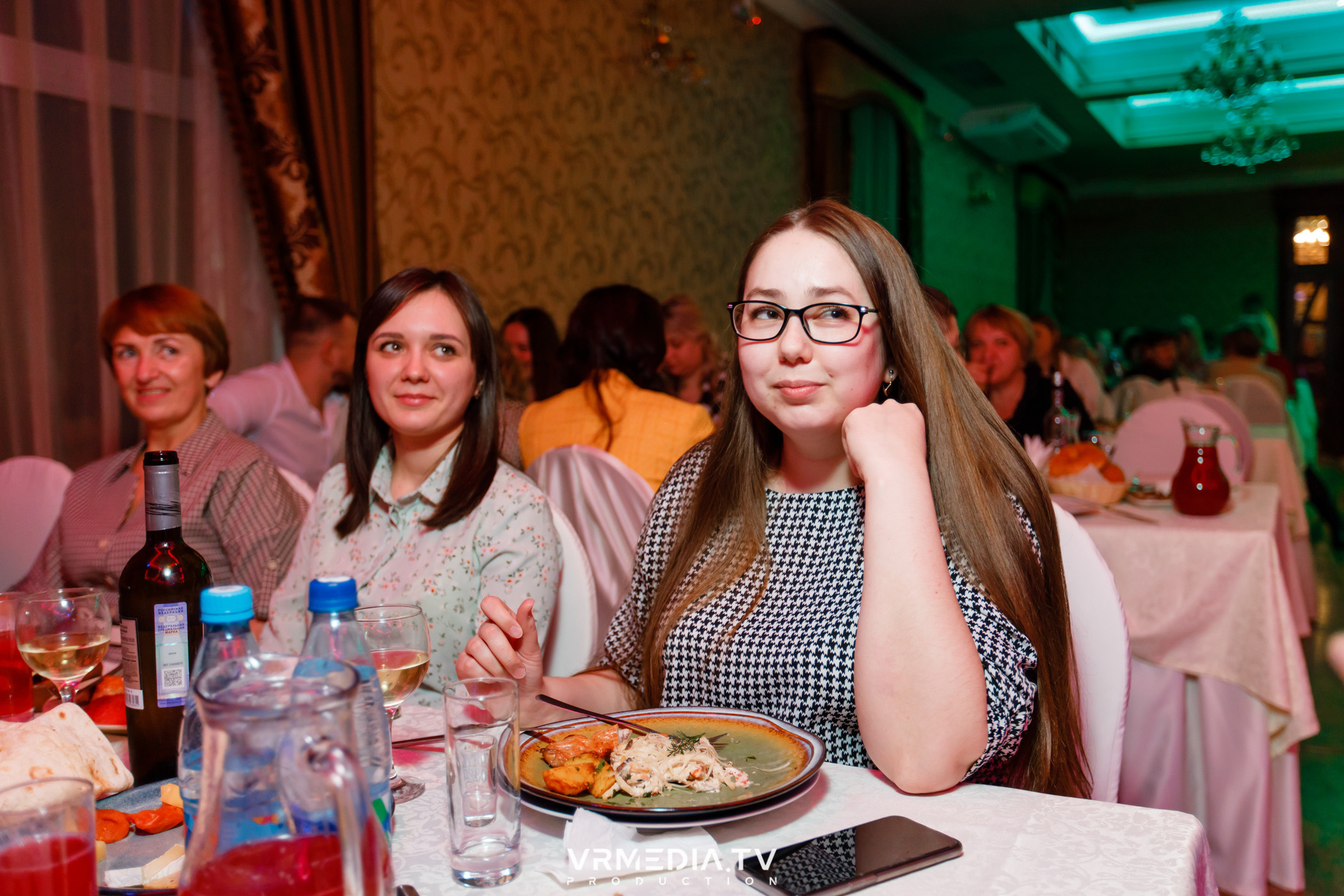 Международный женский день в ресторане «Лазурный Берег»