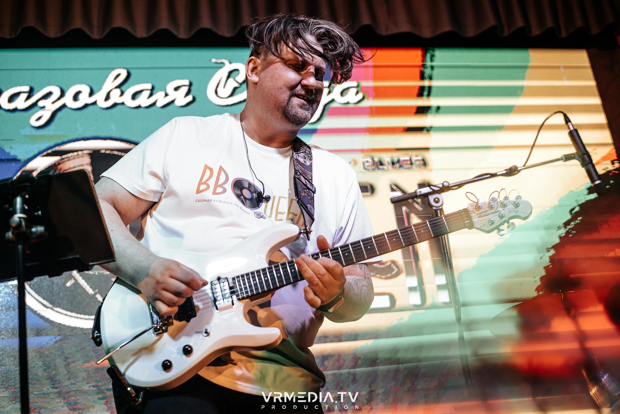 Джазовая среда: BBQueen: Переменная облачность