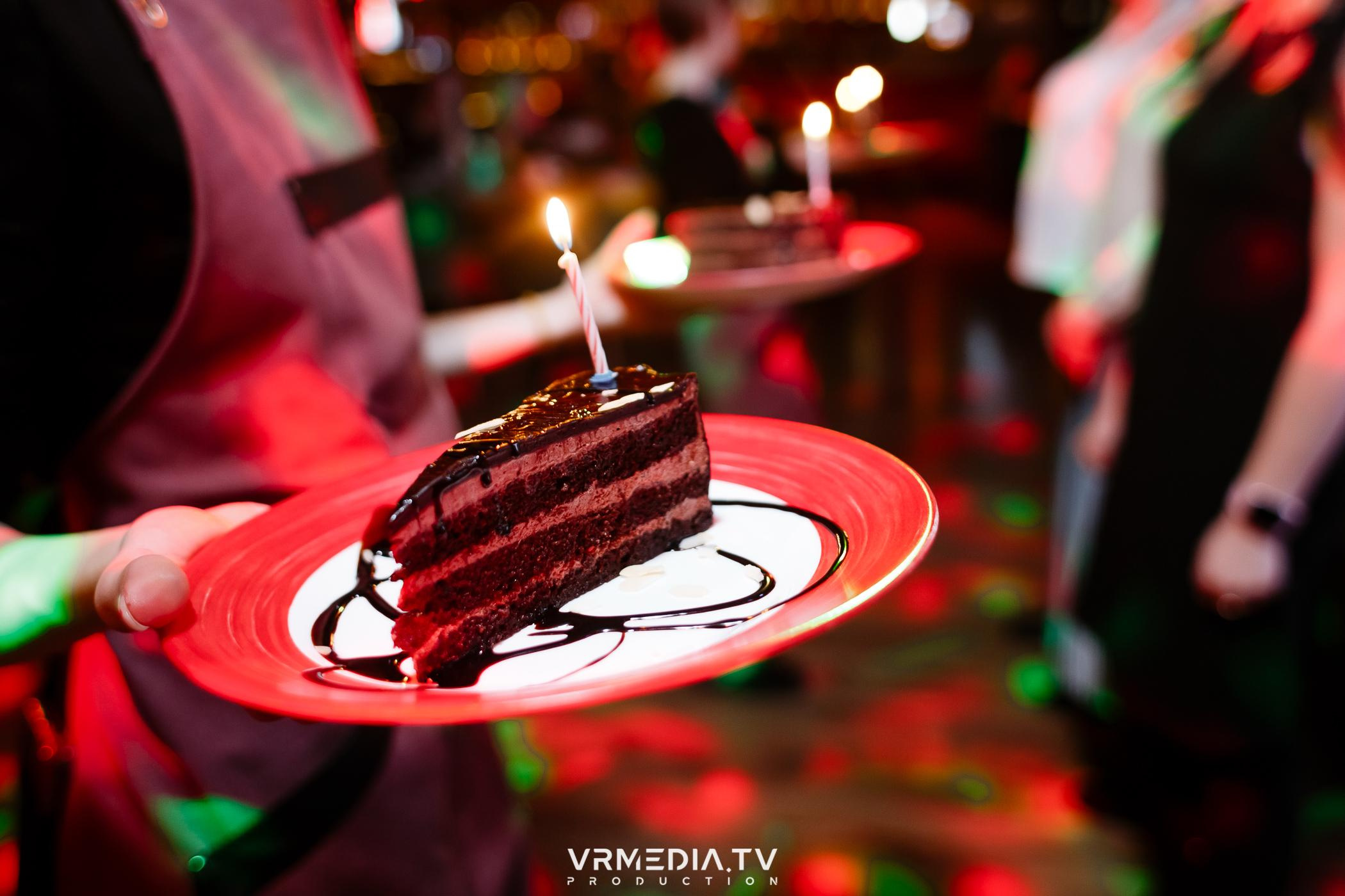 #НОВОГОДНИЕЖАРКИЕДНИИНОЧИ в гриль-баре «Жара»