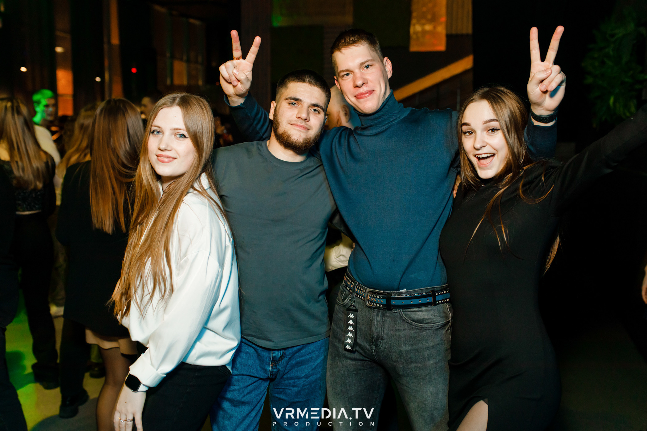 Выходные в баре «DOSKI»