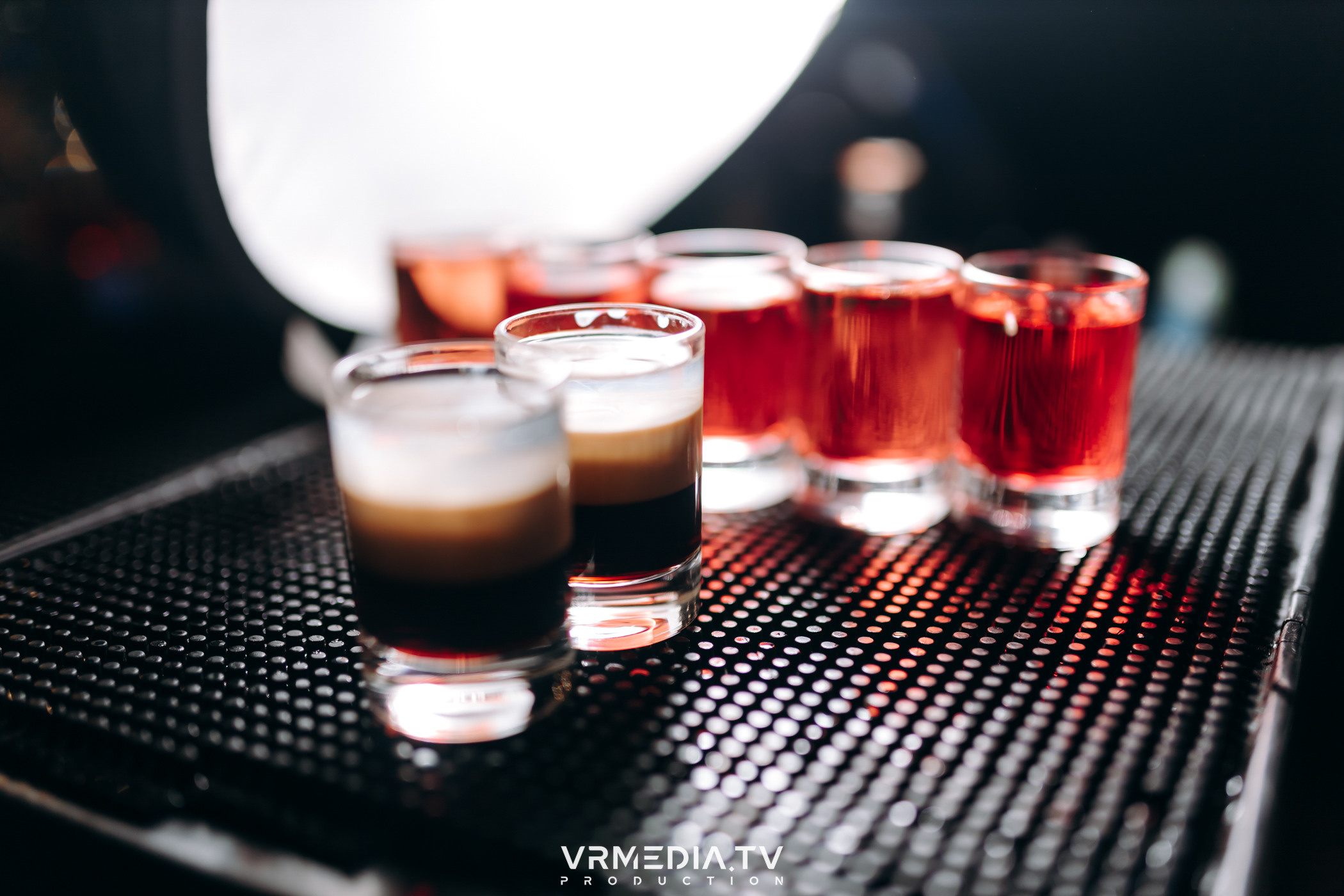 Выходные в баре «DOSKI»