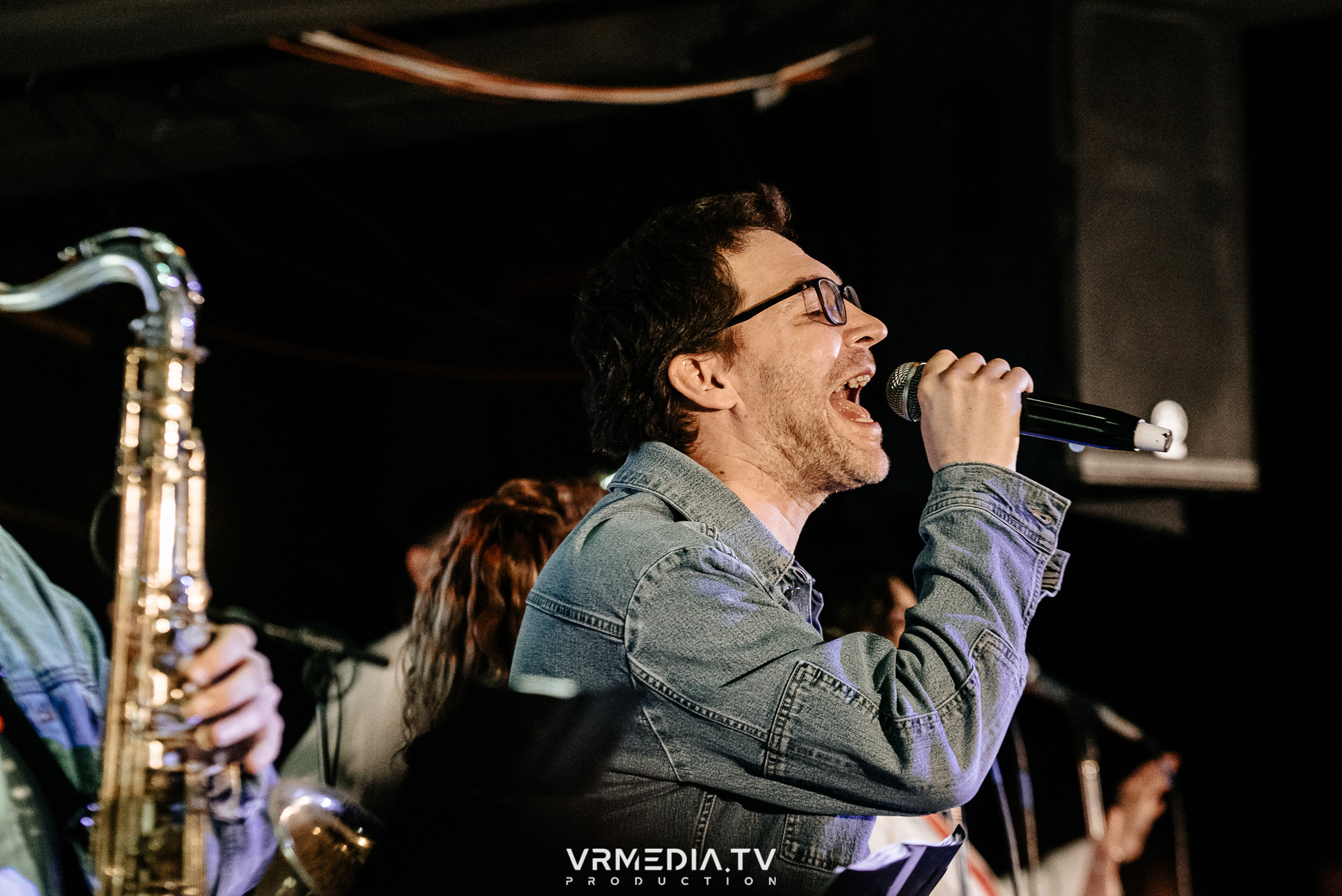 Джазовая среда: BBQueen: Переменная облачность