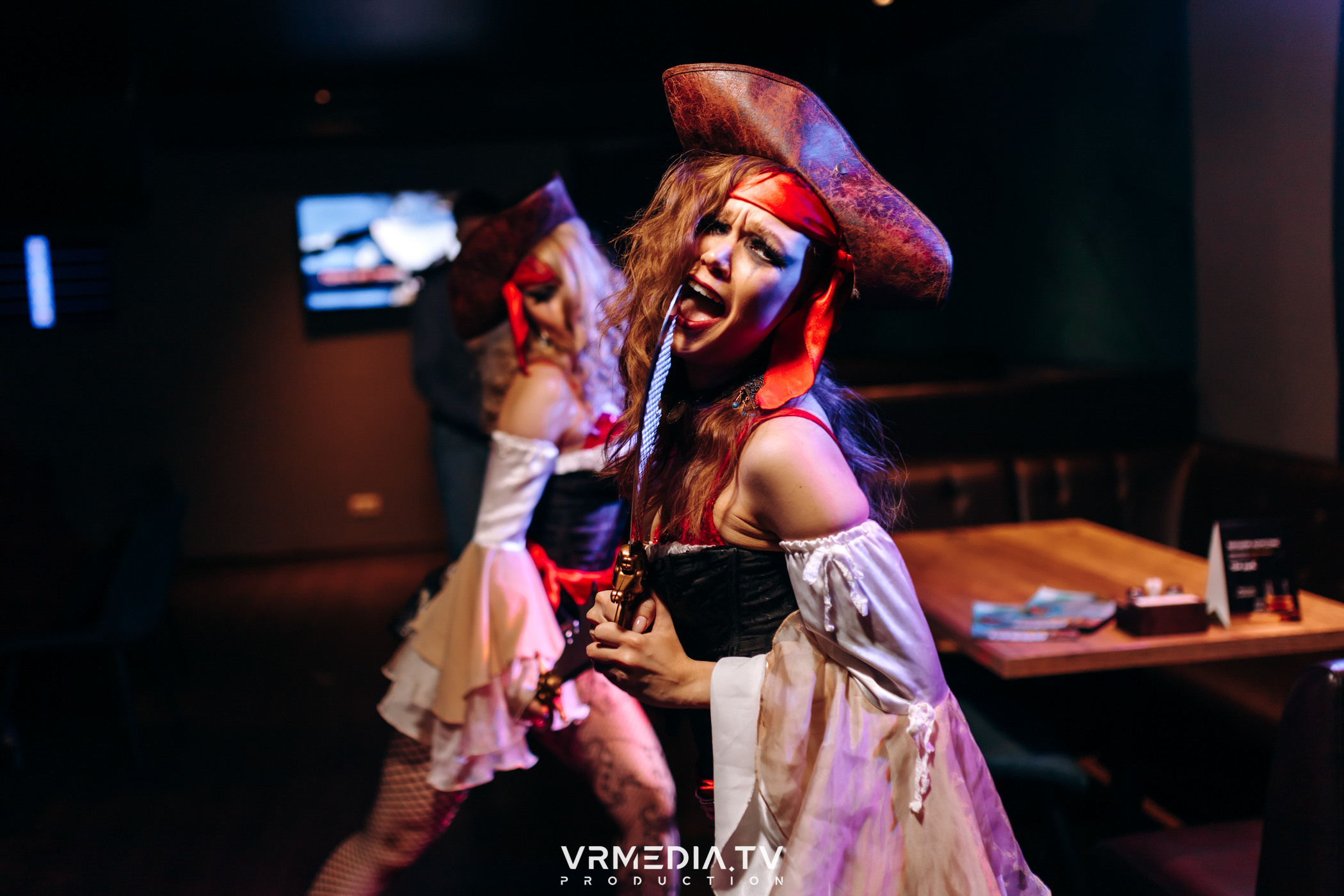 Выходные в баре «DOSKI»