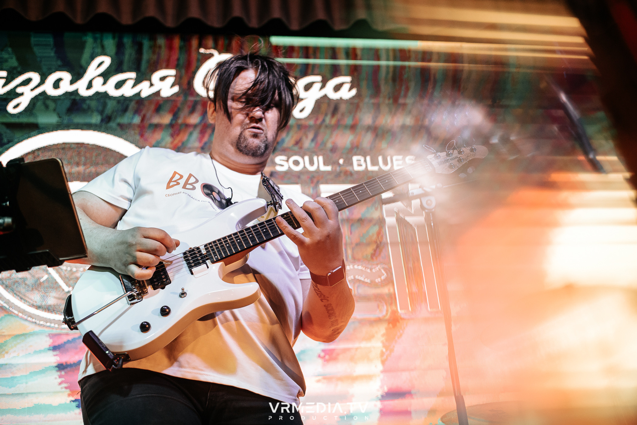 Джазовая среда: BBQueen: Переменная облачность