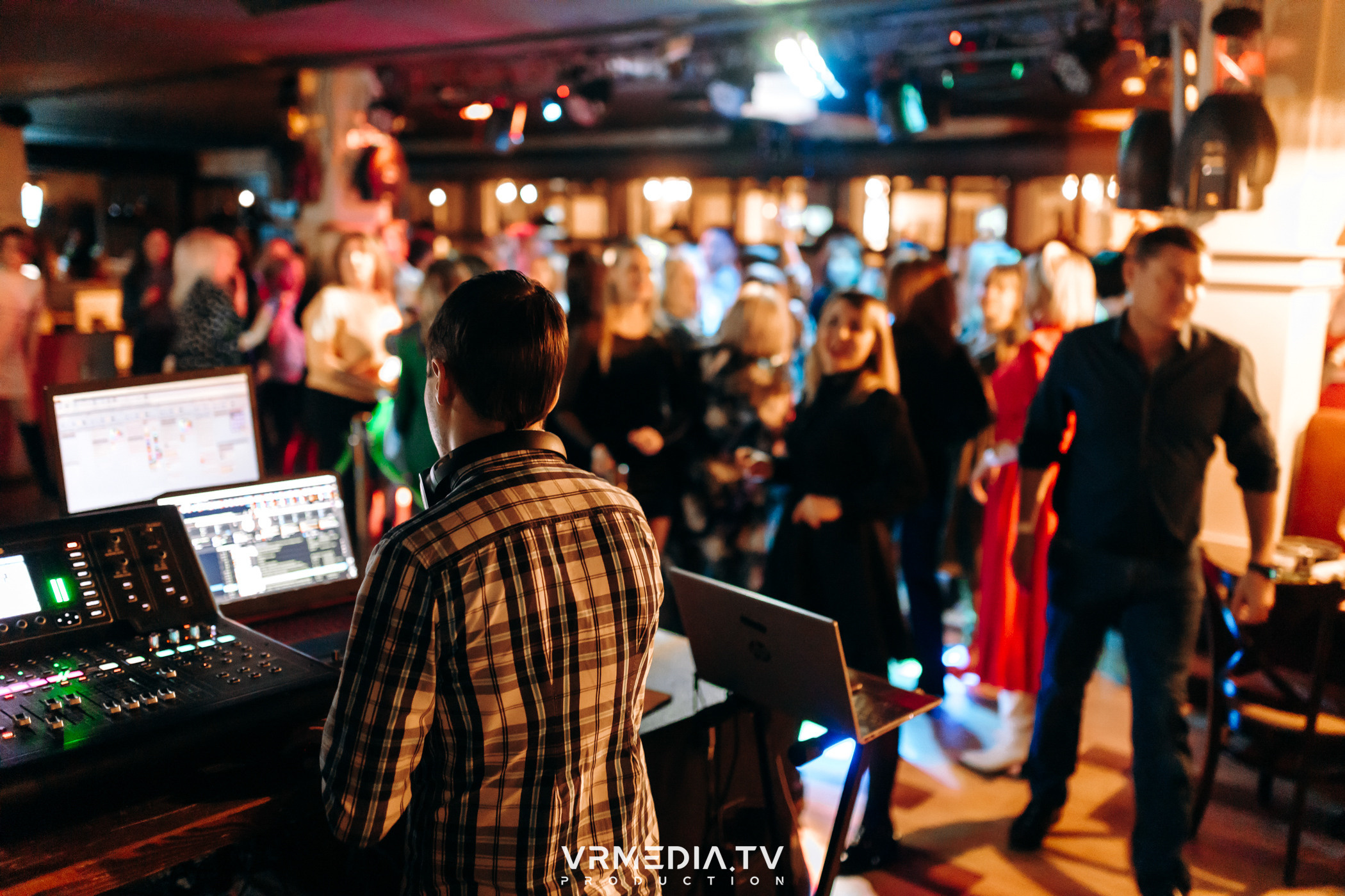 Международный женский день в ресторане «Мюнхен»