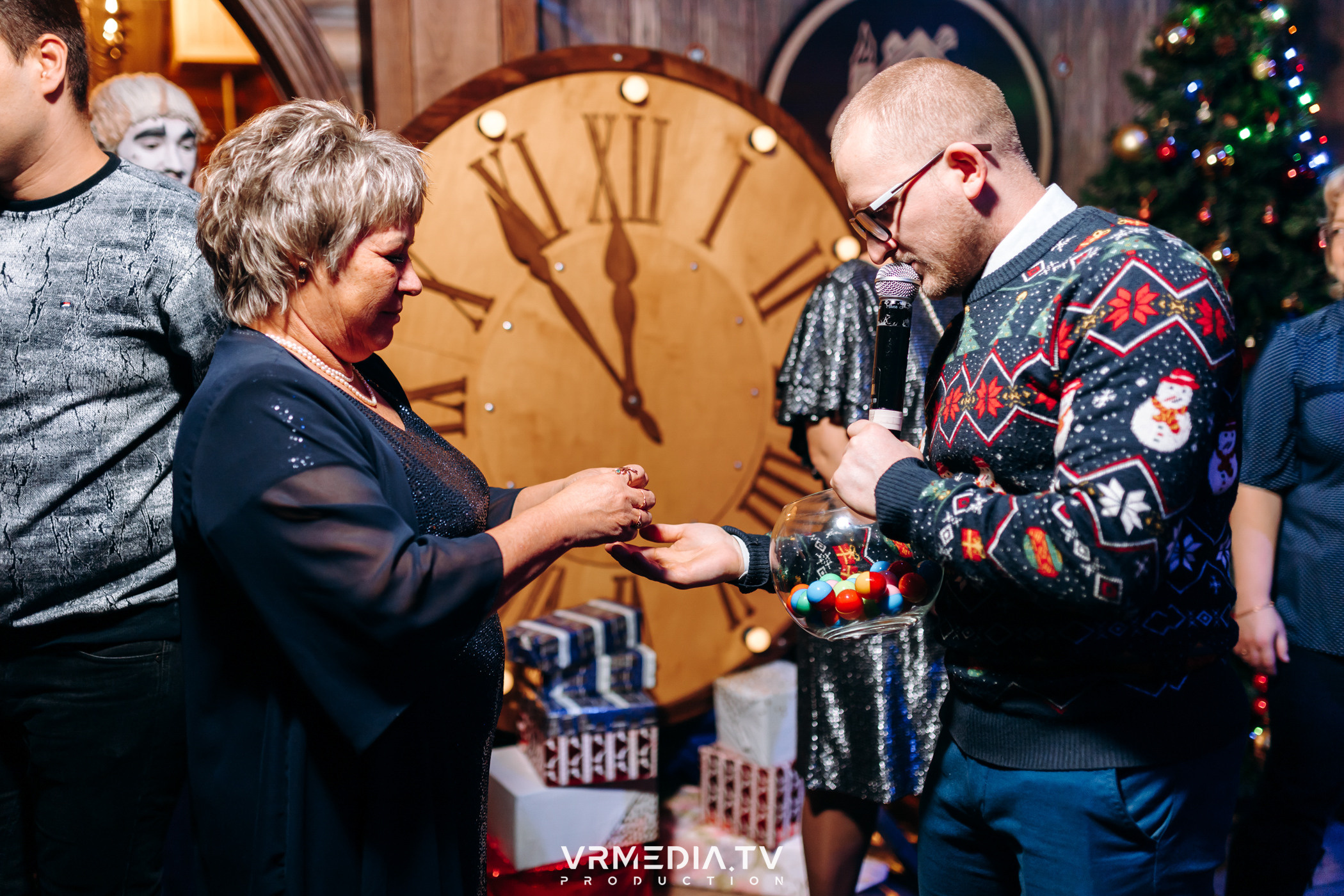 Новогодний вечер «У Петровича»