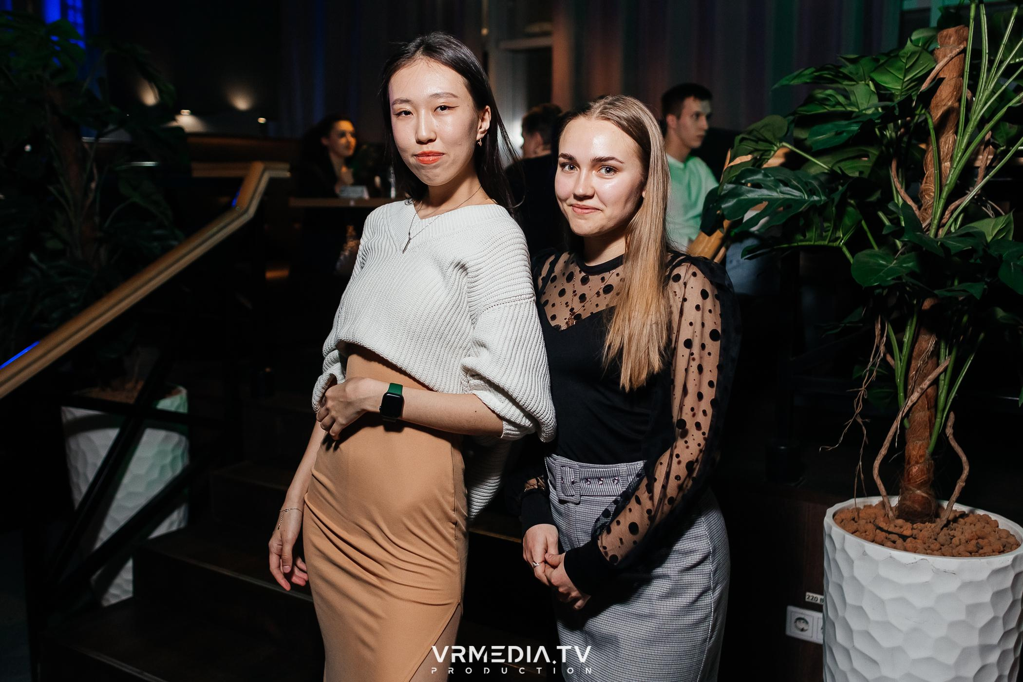 Выходные в баре «DOSKI»