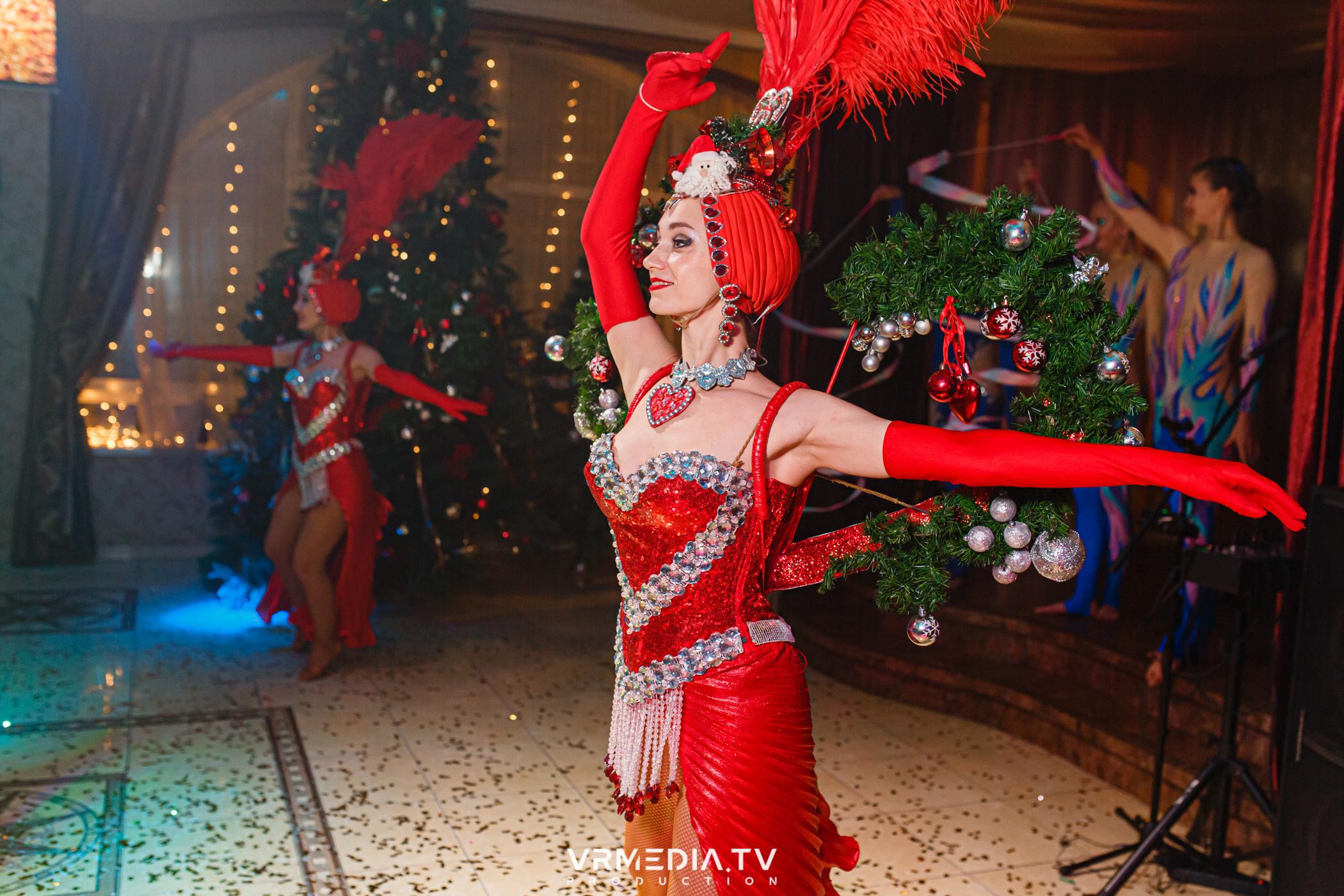 «Новогодний Мюзикл» в ресторане «Лазурный Берег»