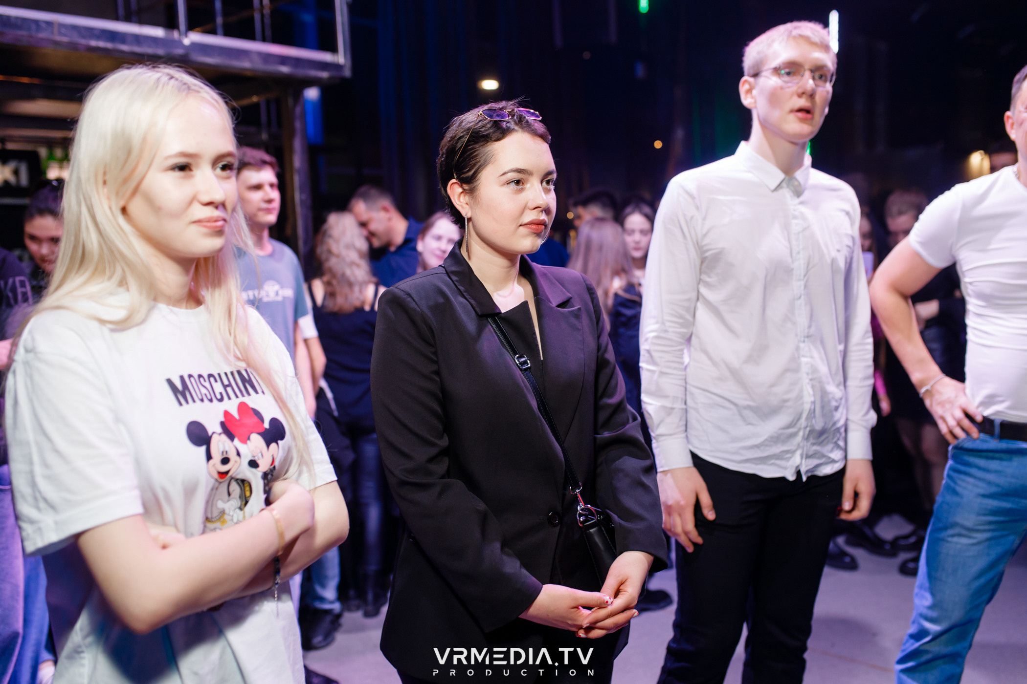 Выходные в баре «DOSKI»