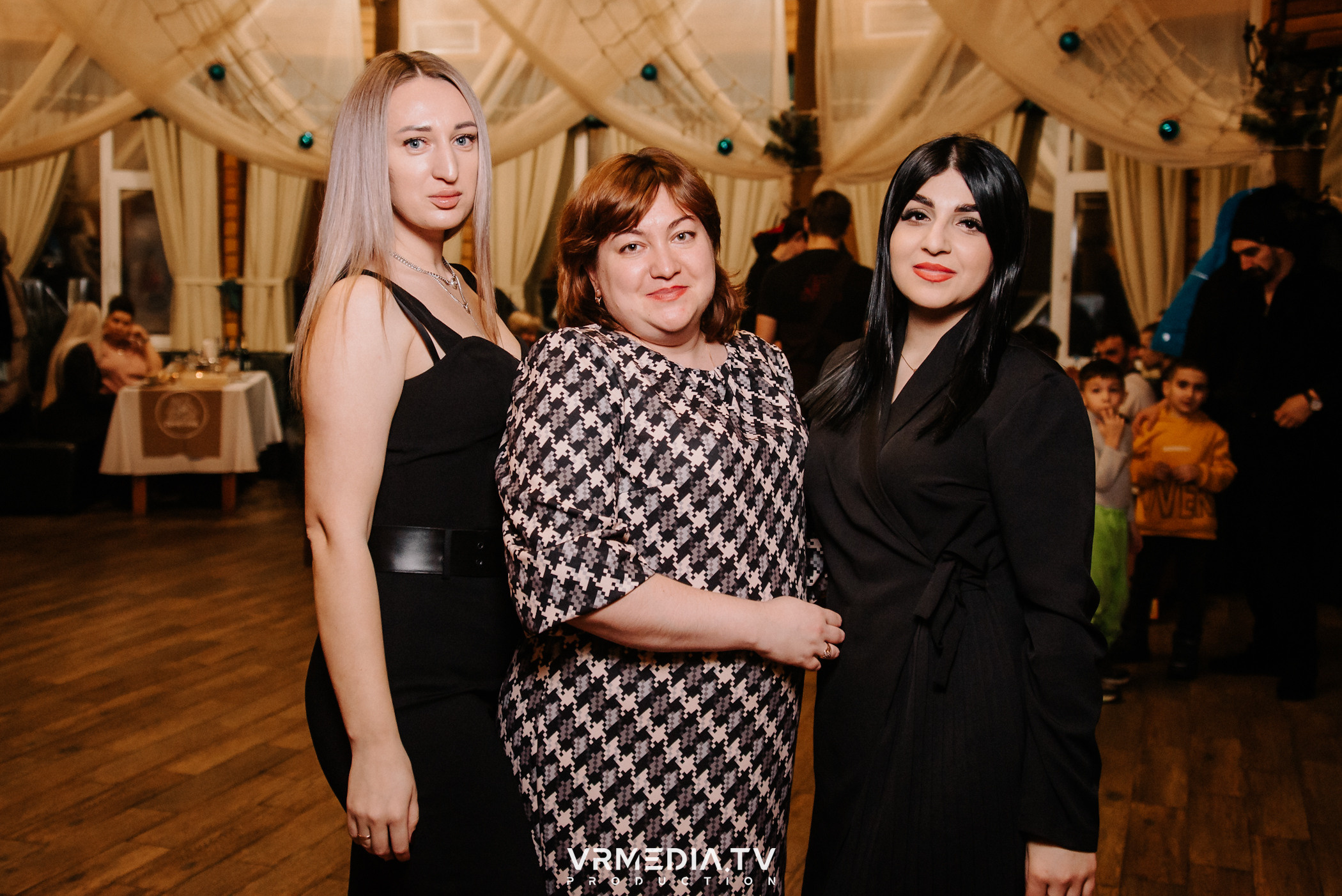 Новогодний вечер «У Петровича»