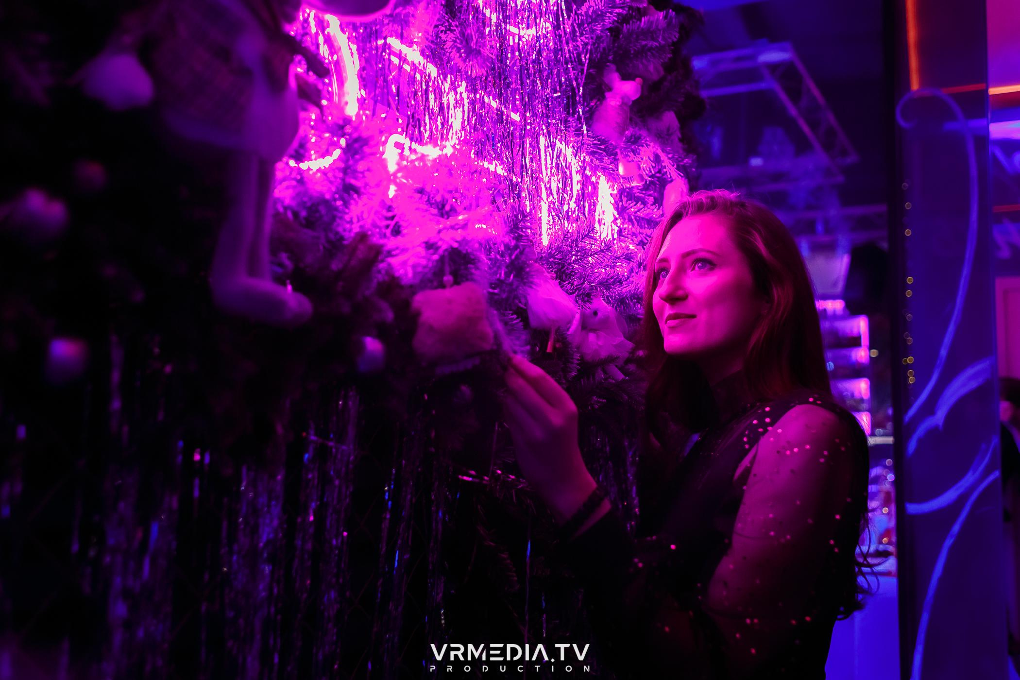 Новогодние корпоративы в караоке-баре «Опера»