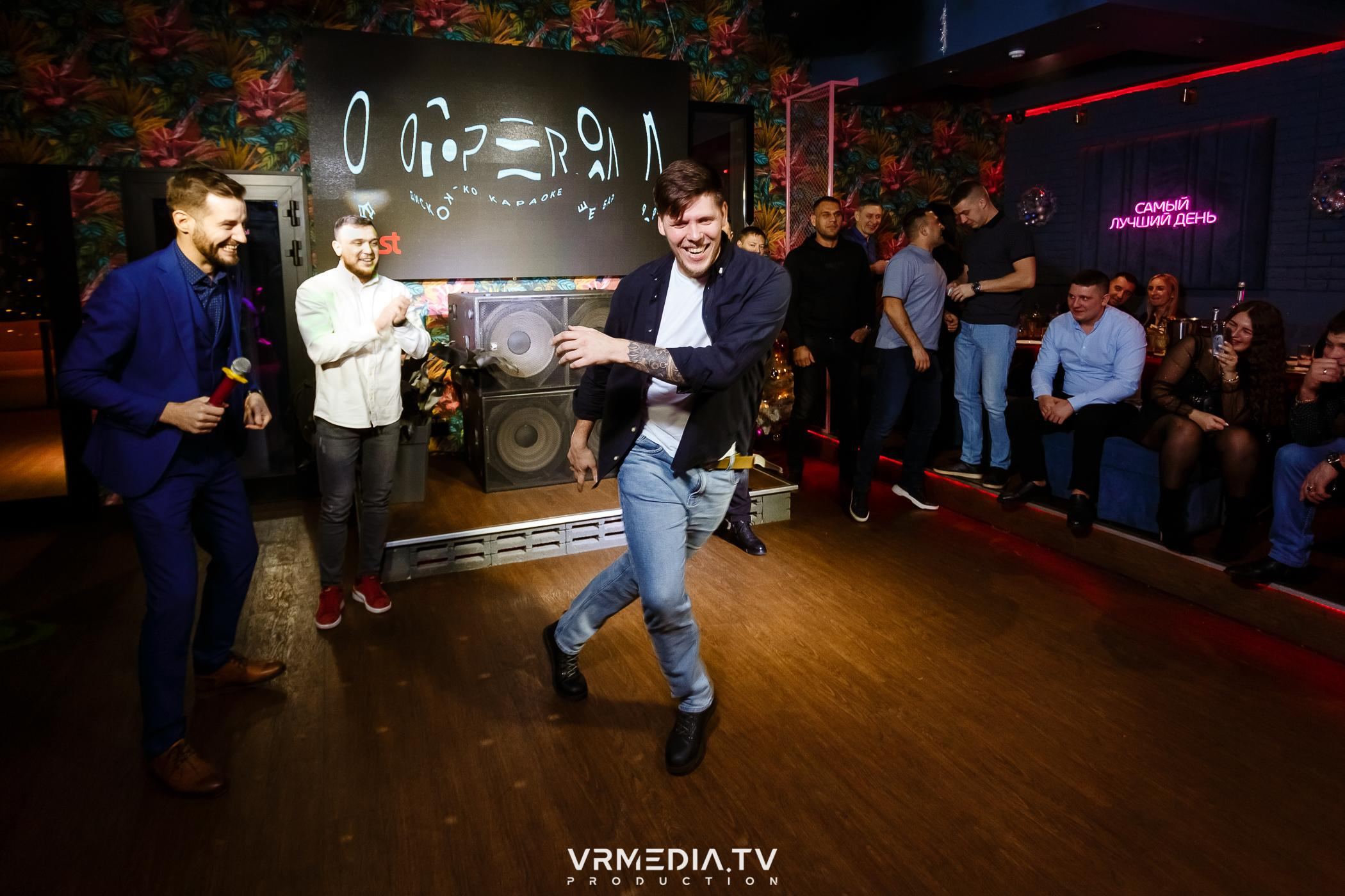 Новогодние корпоративы в караоке-баре «Опера»