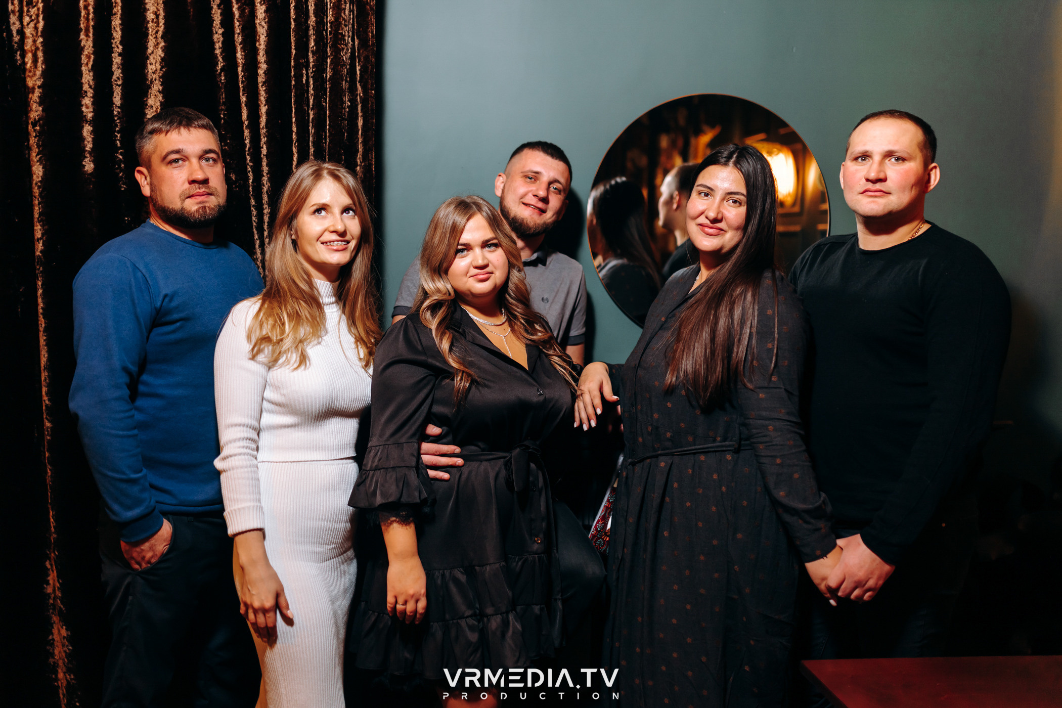 Новогодние корпоративы в караоке-баре «Опера»