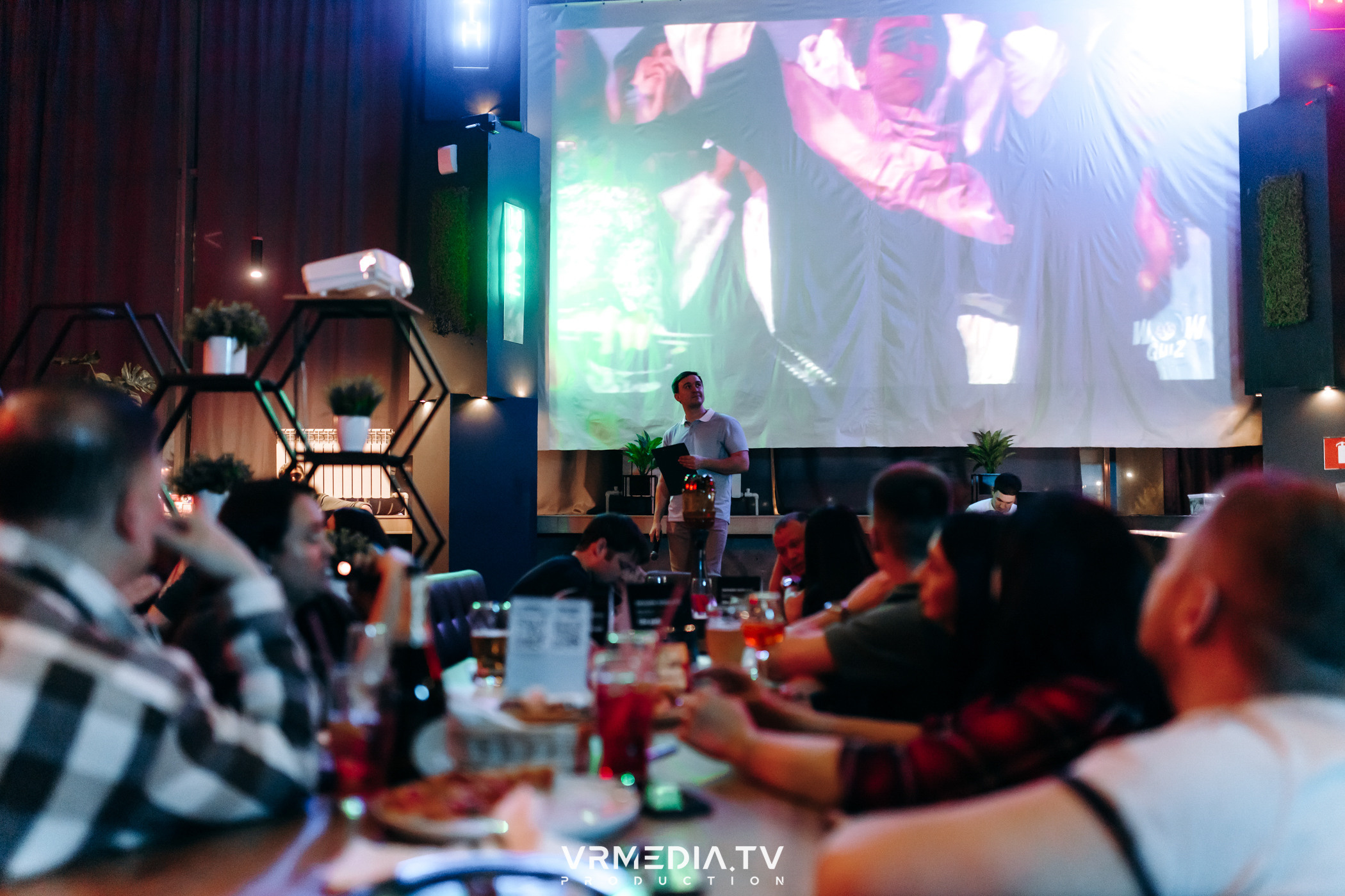 WoW QuiZ в баре «DOSKI»