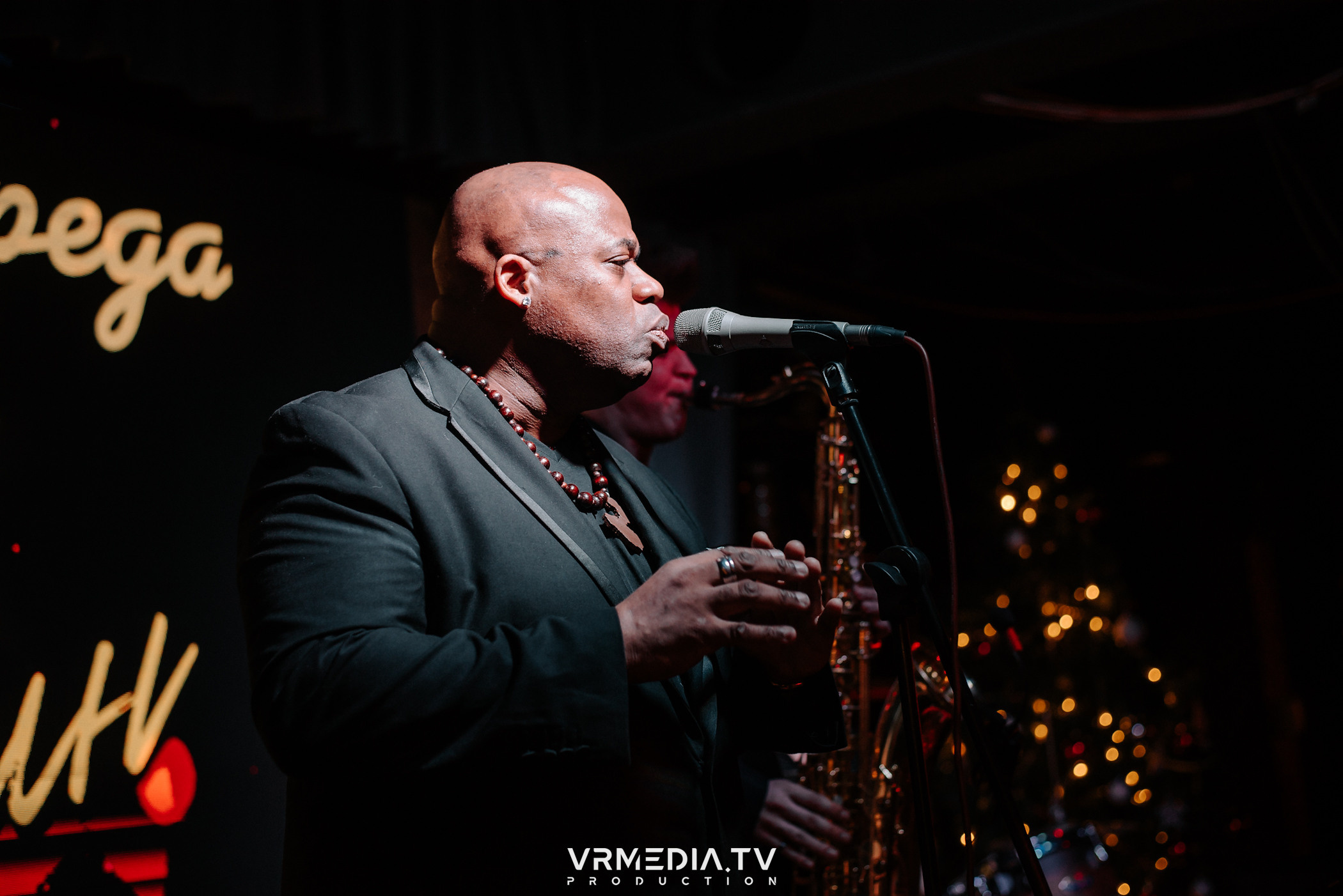 Джазовая среда: Певец Мистер Мелвин (Франция)