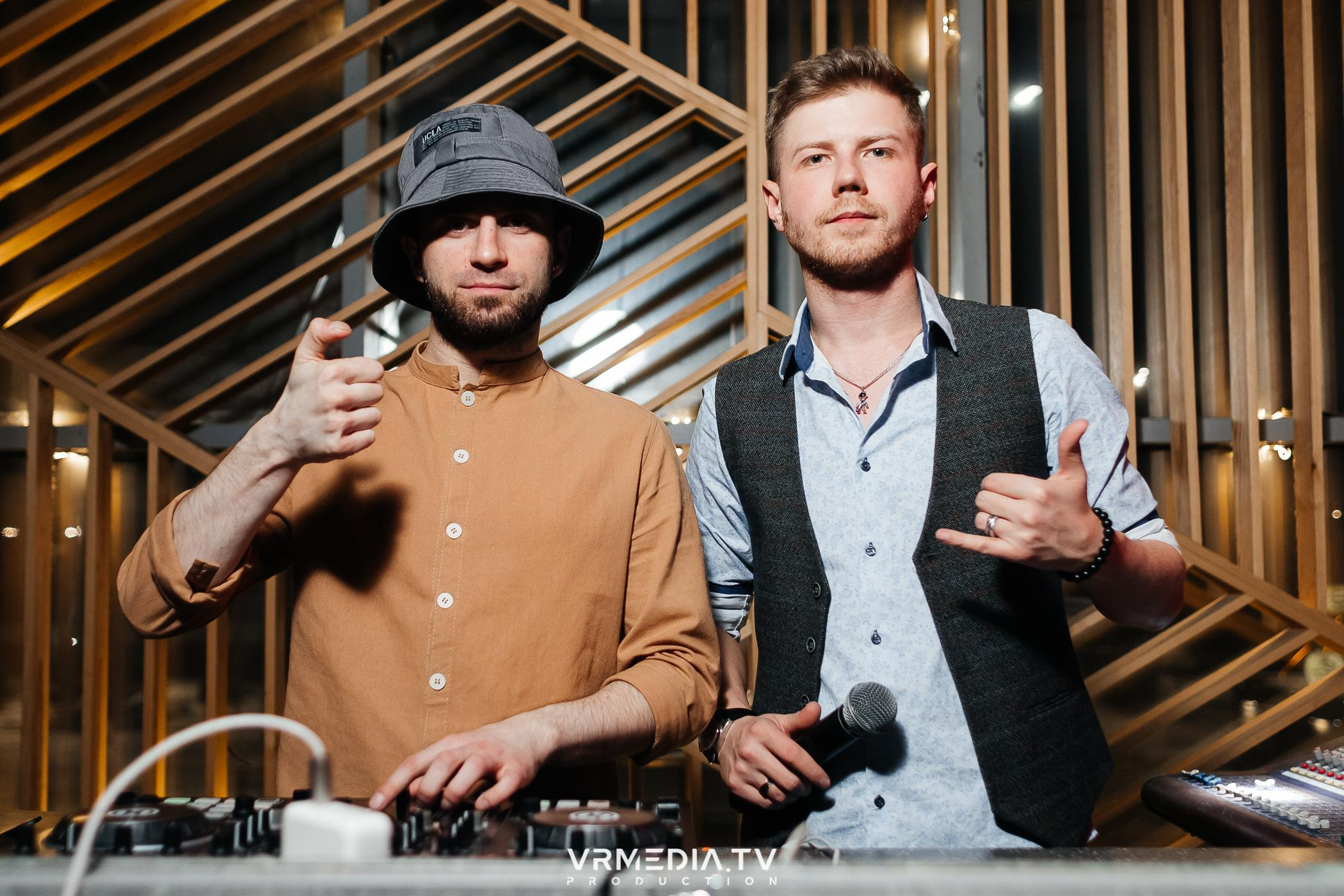 Выходные в баре «DOSKI»